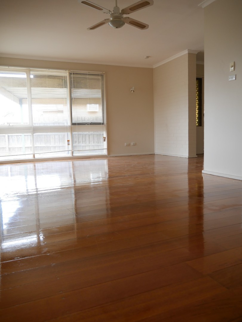 15 Bittern Street, Melton, VIC 3337 - Thumbnail 2 - 01/10/2020