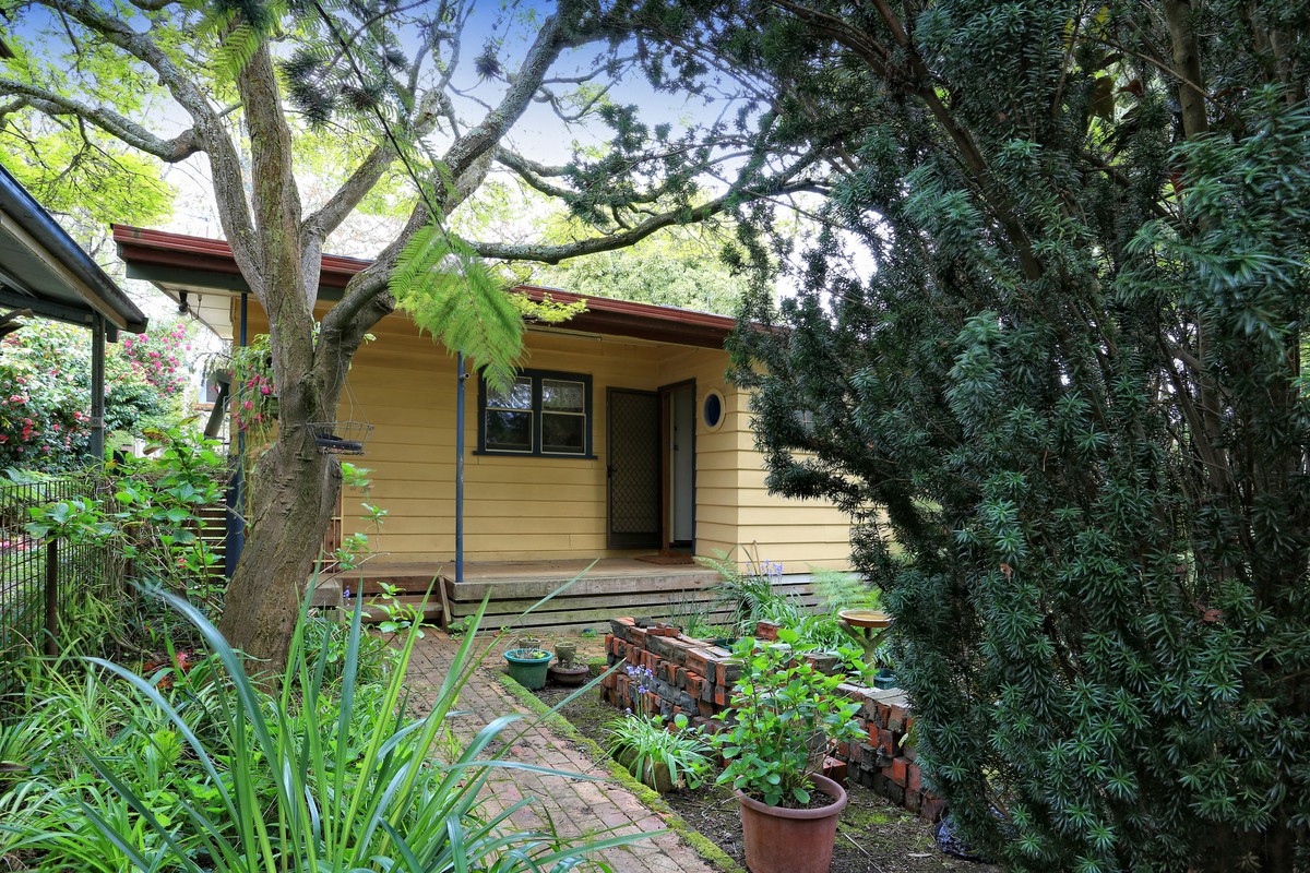 16 Macpherson Street, Moranbah, QLD, 4744, Moranbah - Thumbnail 4