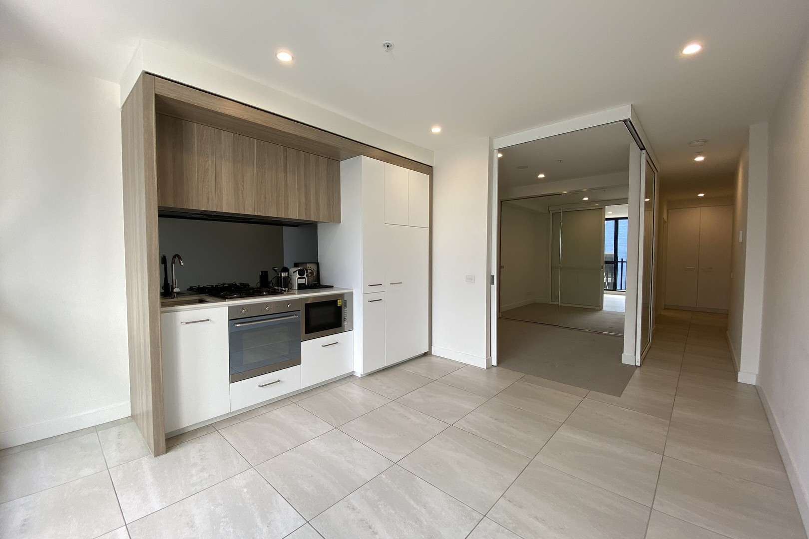 306/108 Queensberry Street, Carlton, VIC 3053 - Thumbnail 1 - 01/10/2020