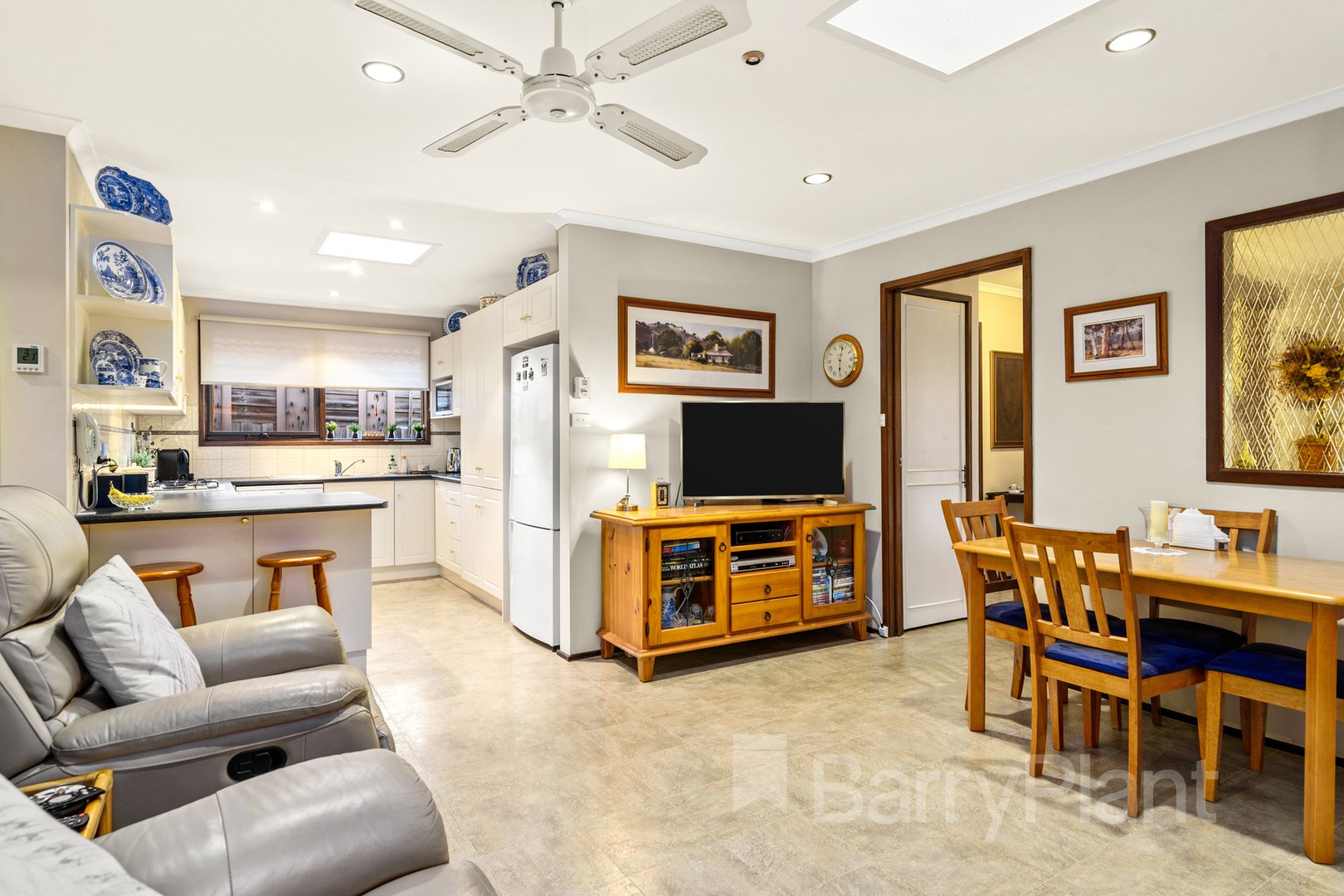 23 Berrabri DriveScoresby, VIC 3179, Scoresby - Thumbnail 4