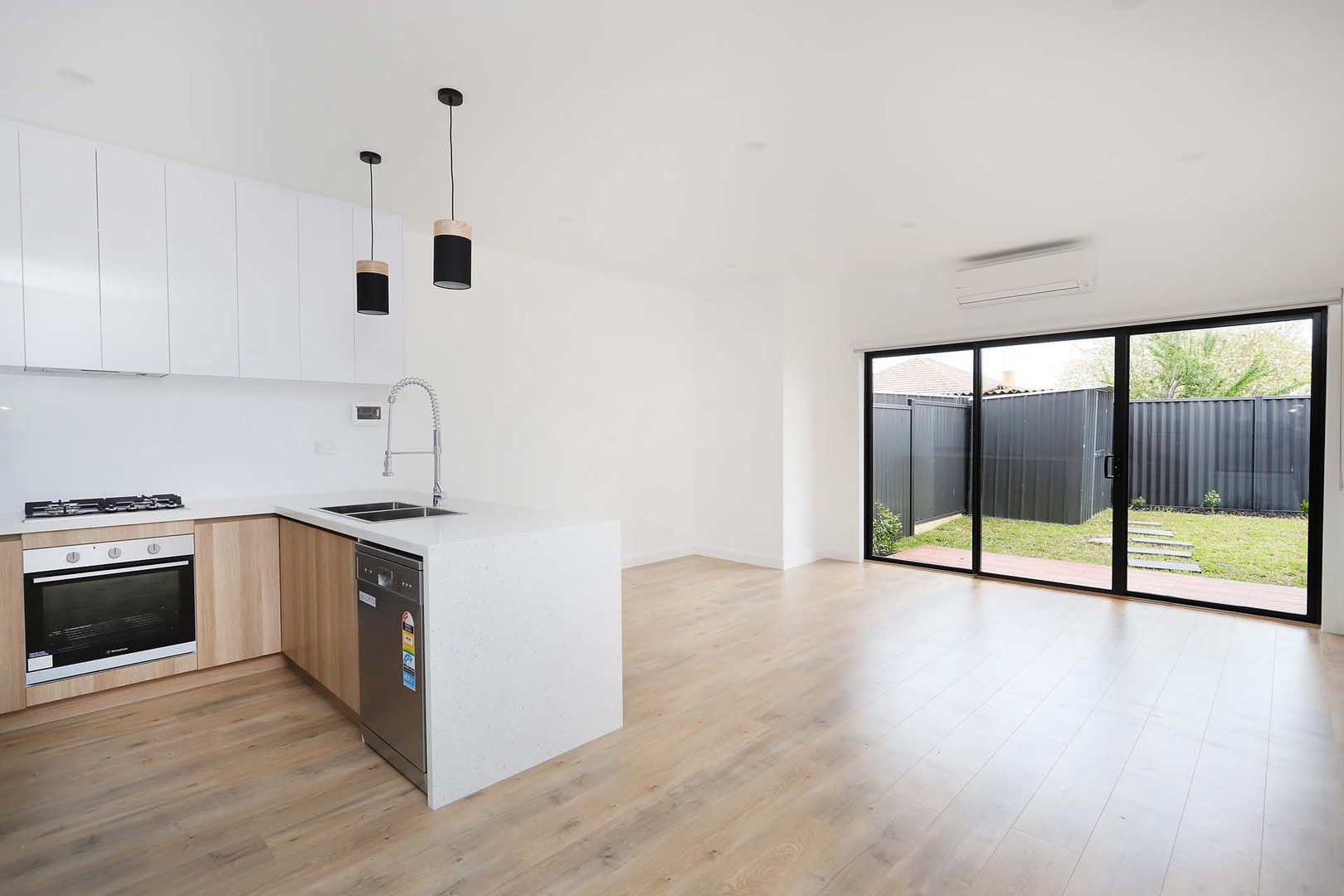 3/31 Rockbank RoadArdeer, VIC 3022, Dural - Thumbnail 4