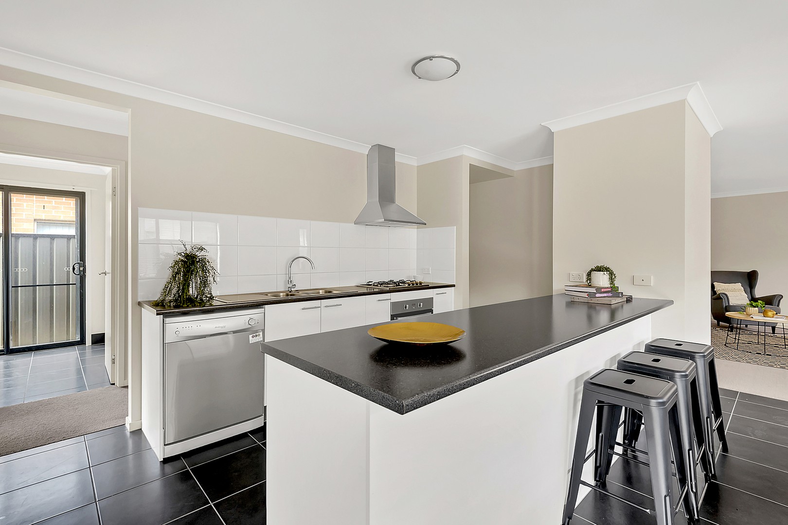 17 Crathe Close, Roxburgh Park, VIC 3064 - Thumbnail 1 - 02/10/2020