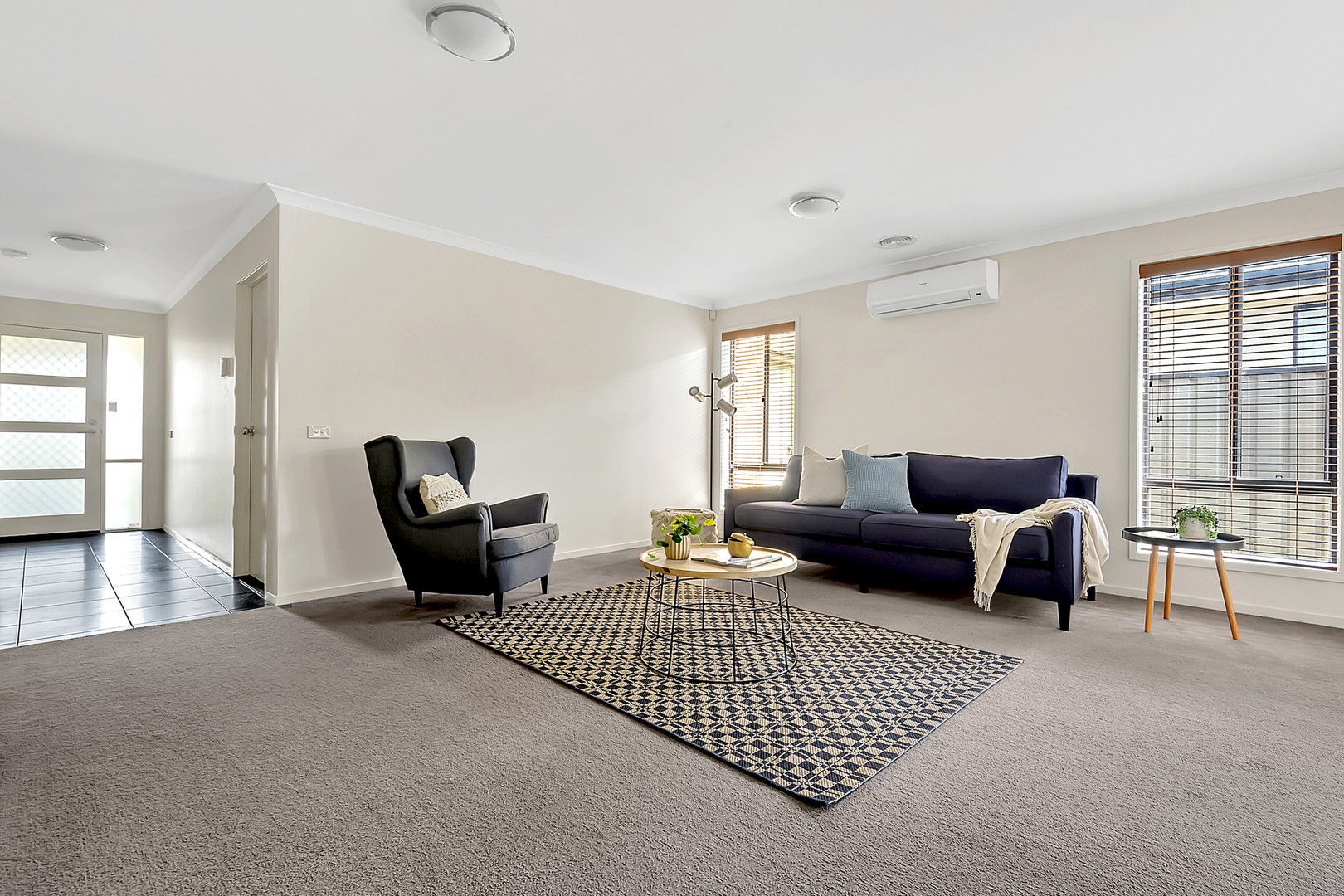 17 Crathe Close, Roxburgh Park, VIC 3064 - Thumbnail 2 - 02/10/2020