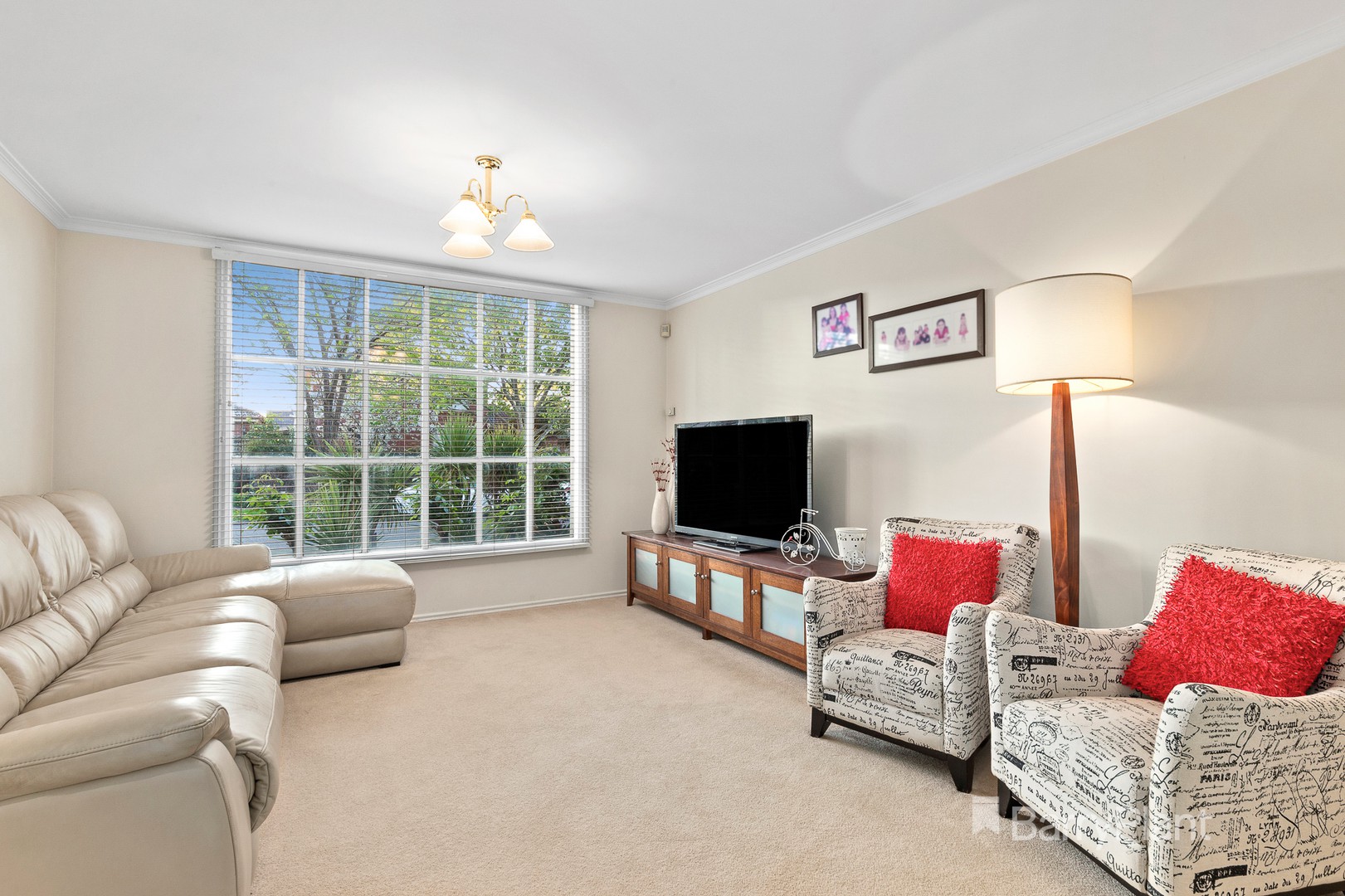 57 Wheatland CrescentDingley Village, VIC 3172, Dingley Village - Thumbnail 3