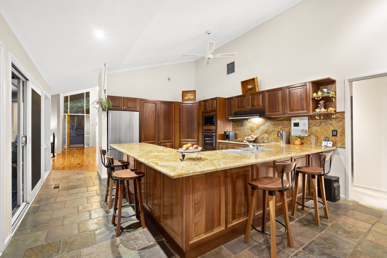 15 Leane DriveEltham, VIC 3095, Eltham - Thumbnail 8