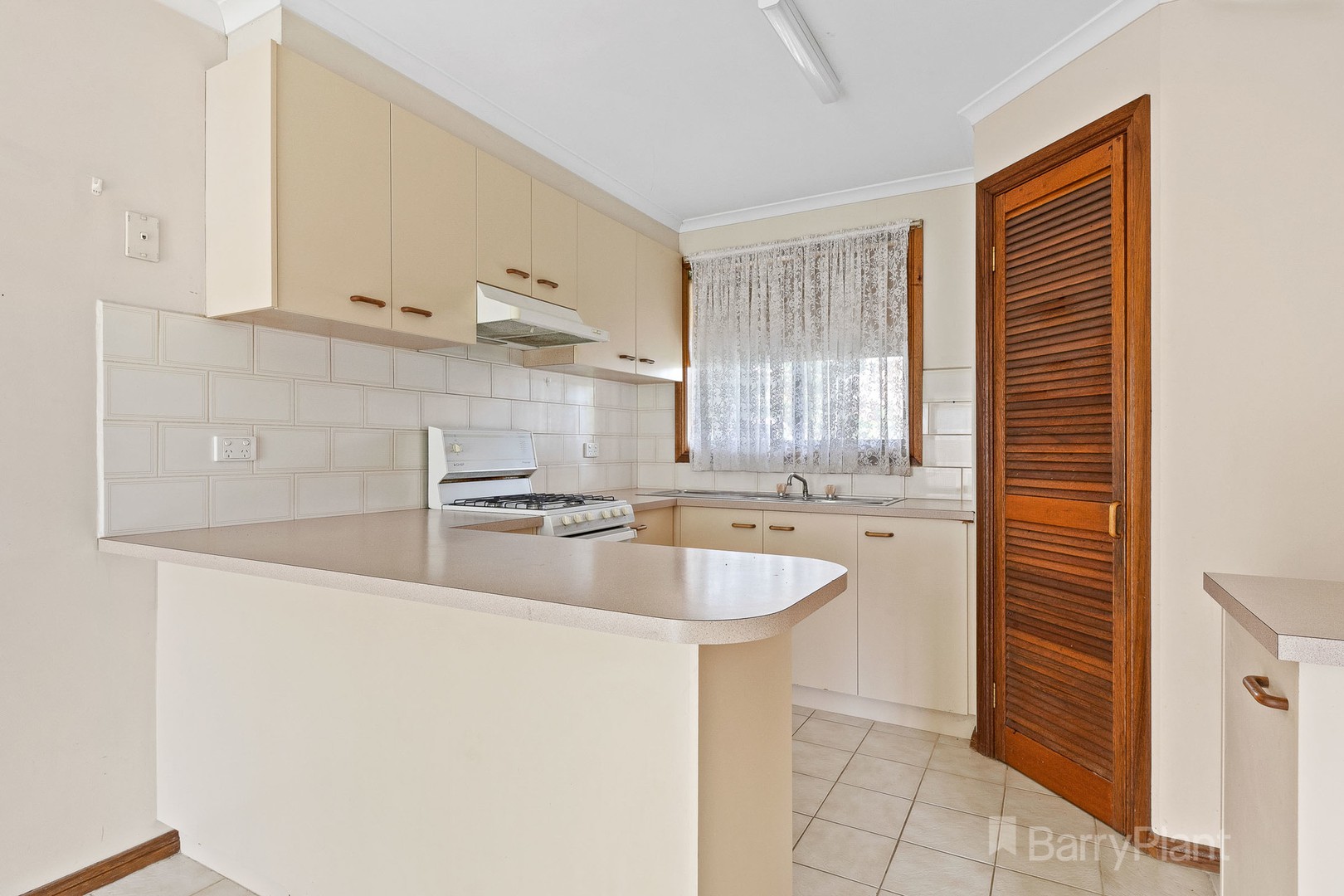 2/7 Inverness ClosePakenham, VIC 3810, Suffolk Park - Thumbnail 2