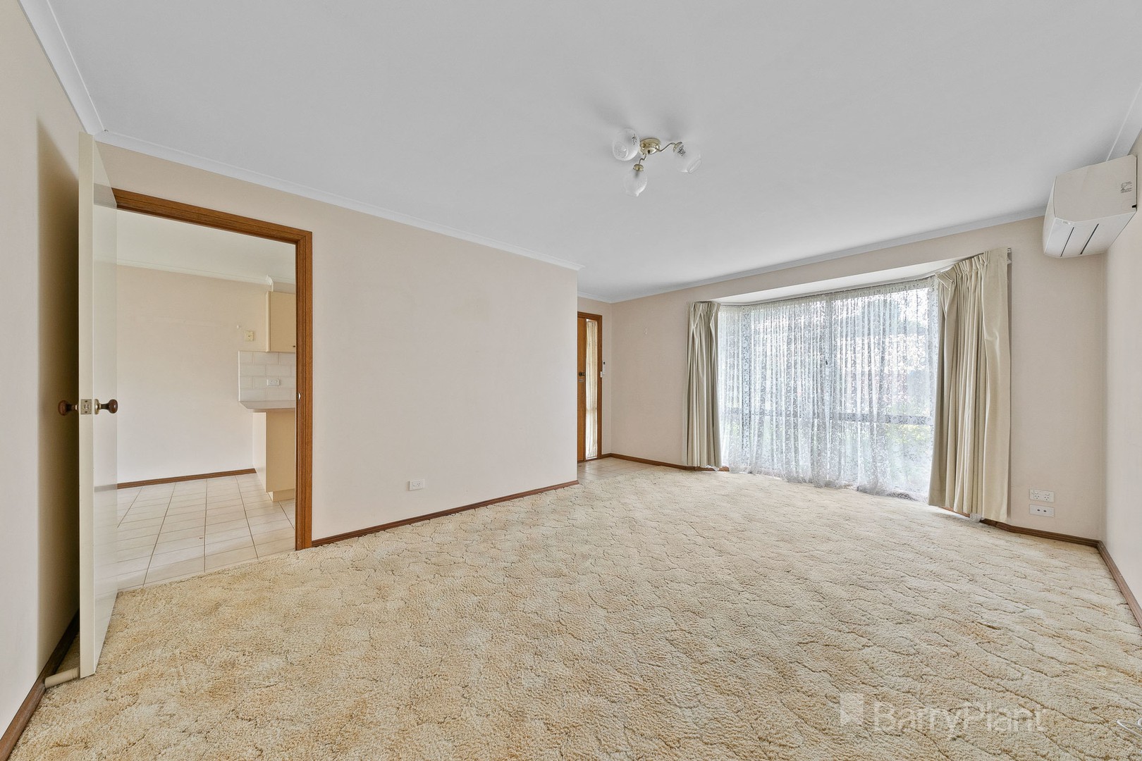 2/7 Inverness ClosePakenham, VIC 3810, Suffolk Park - Thumbnail 4