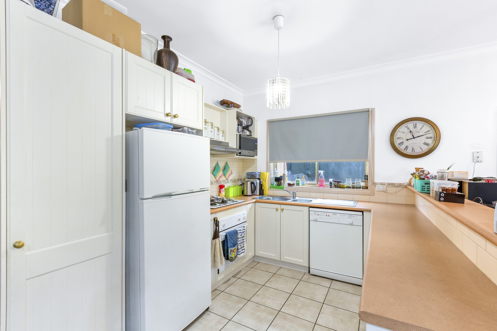 10 Bendigo CircuitCaroline Springs, VIC 3023, Caroline Springs - Thumbnail 2