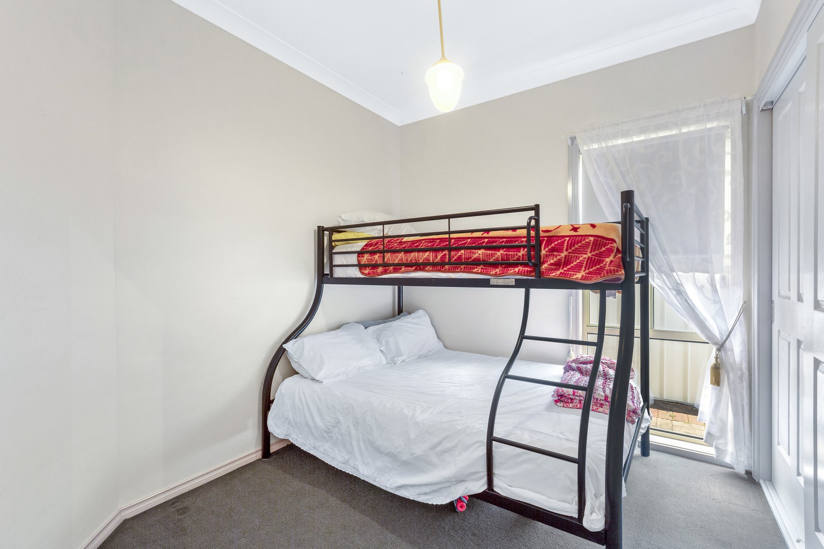 10 Bendigo CircuitCaroline Springs, VIC 3023, Caroline Springs - Thumbnail 7