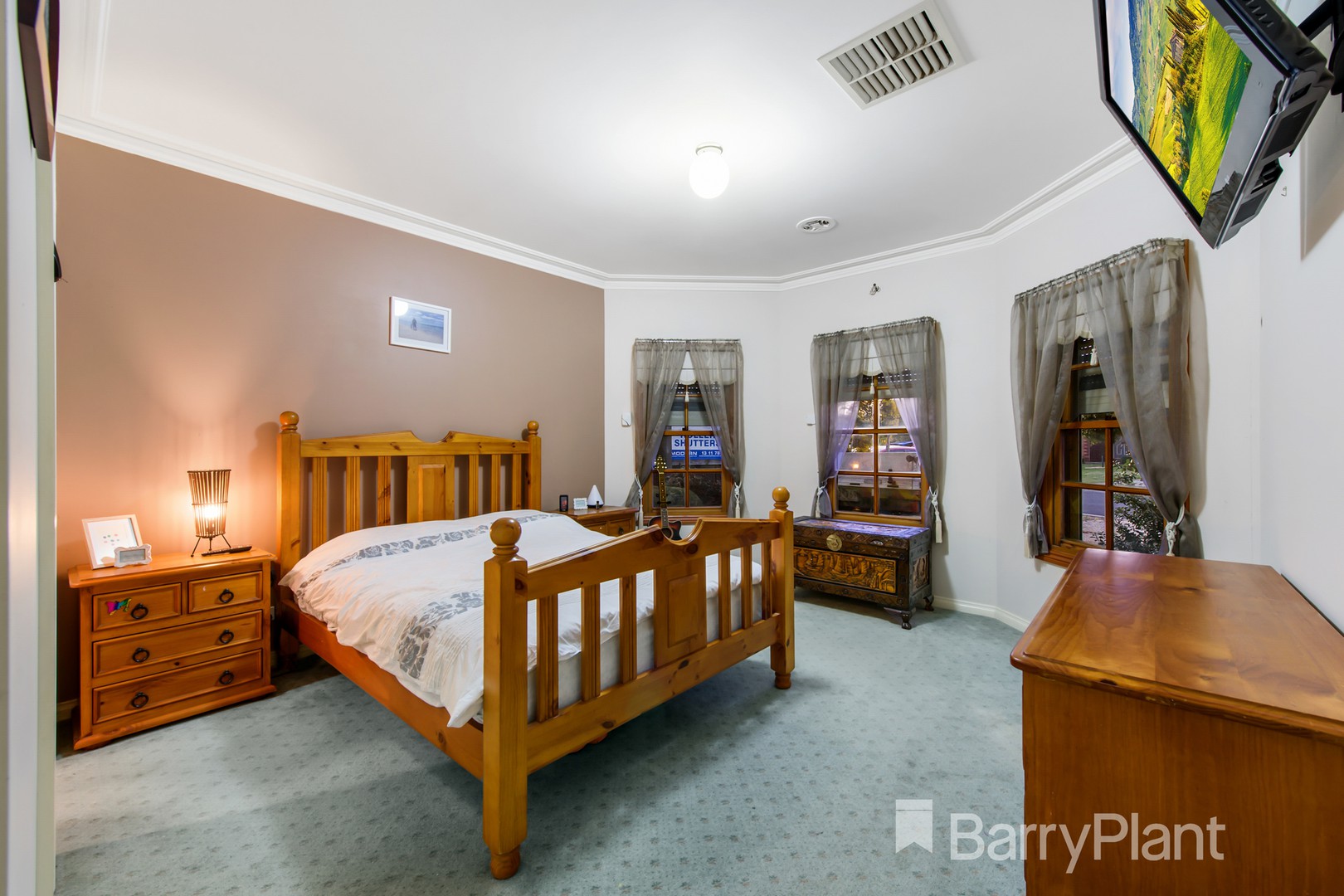 6 Parkview CloseHoppers Crossing, VIC 3029, Hoppers Crossing - Thumbnail 2