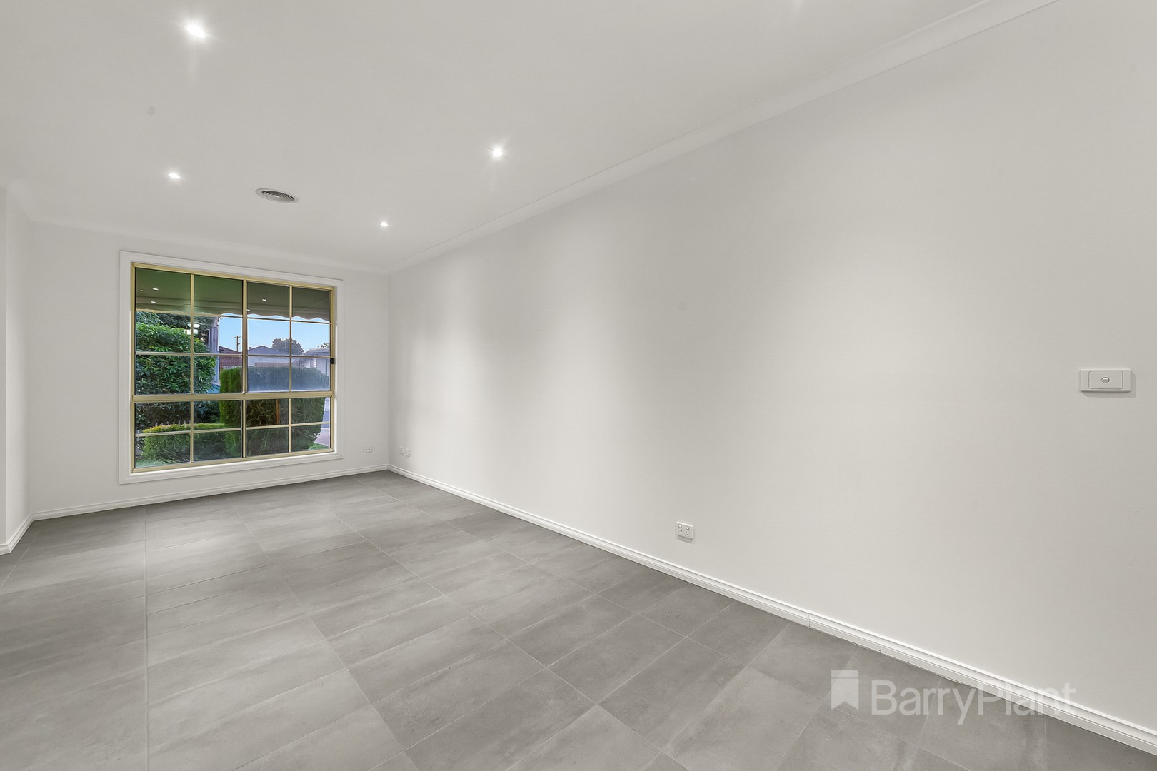 1/18 Manfred AvenueSt Albans, VIC 3021, Blacktown - Thumbnail 2