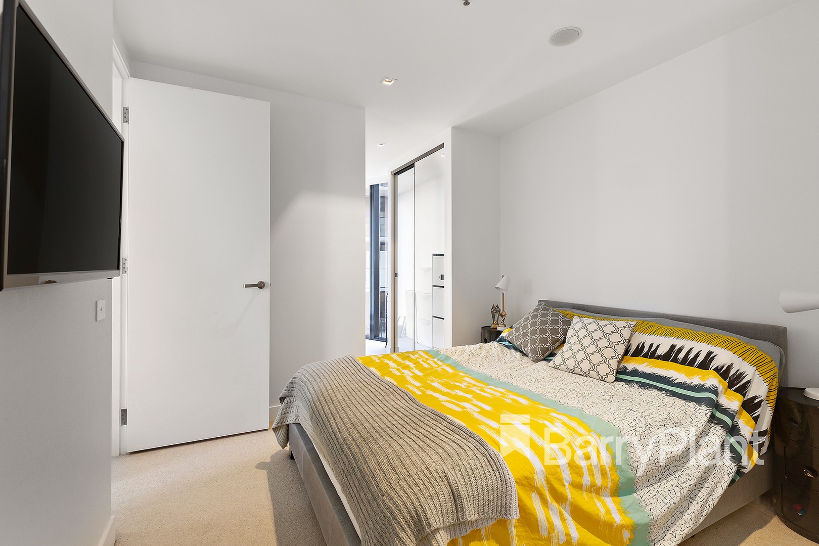 913/677 La Trobe StreetDocklands, VIC 3008, Docklands - Thumbnail 4