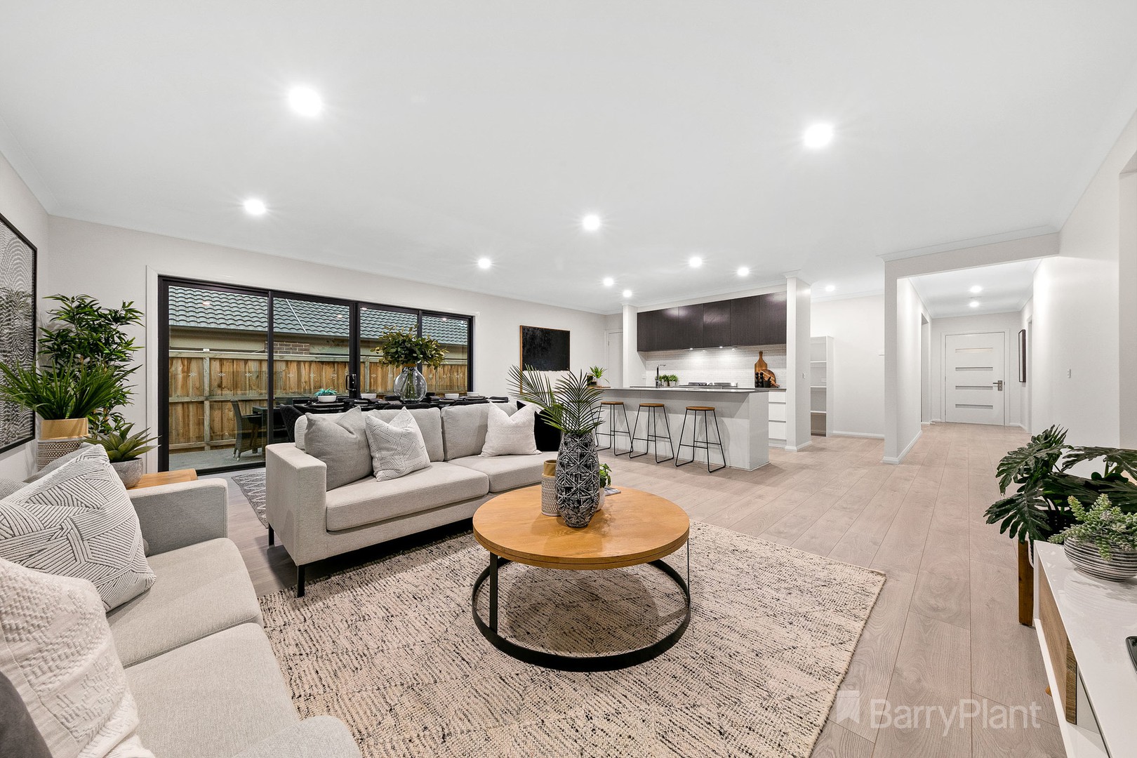 43 Meadowlea CrescentPakenham, VIC 3810, Pakenham - Thumbnail 2