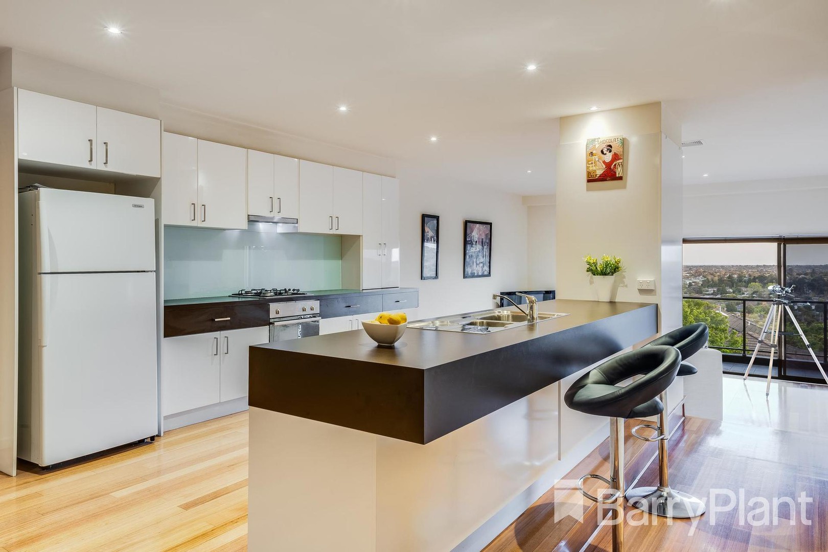 1/5 Lansbury CrescentHighton, VIC 3216, Highton - Thumbnail 2