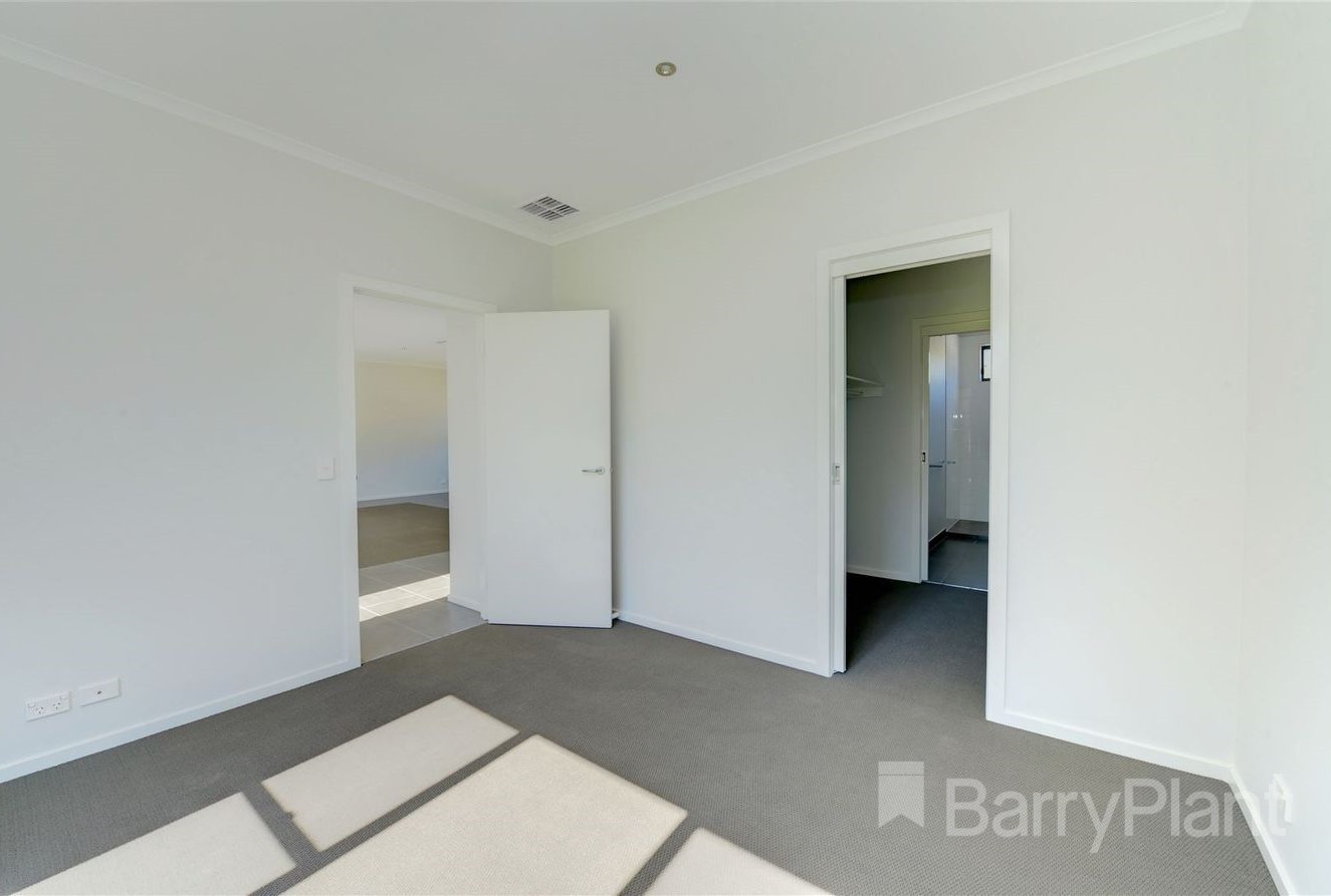 2/119 Yarana DriveMount Helen, VIC 3350, Mount Helen - Thumbnail 8