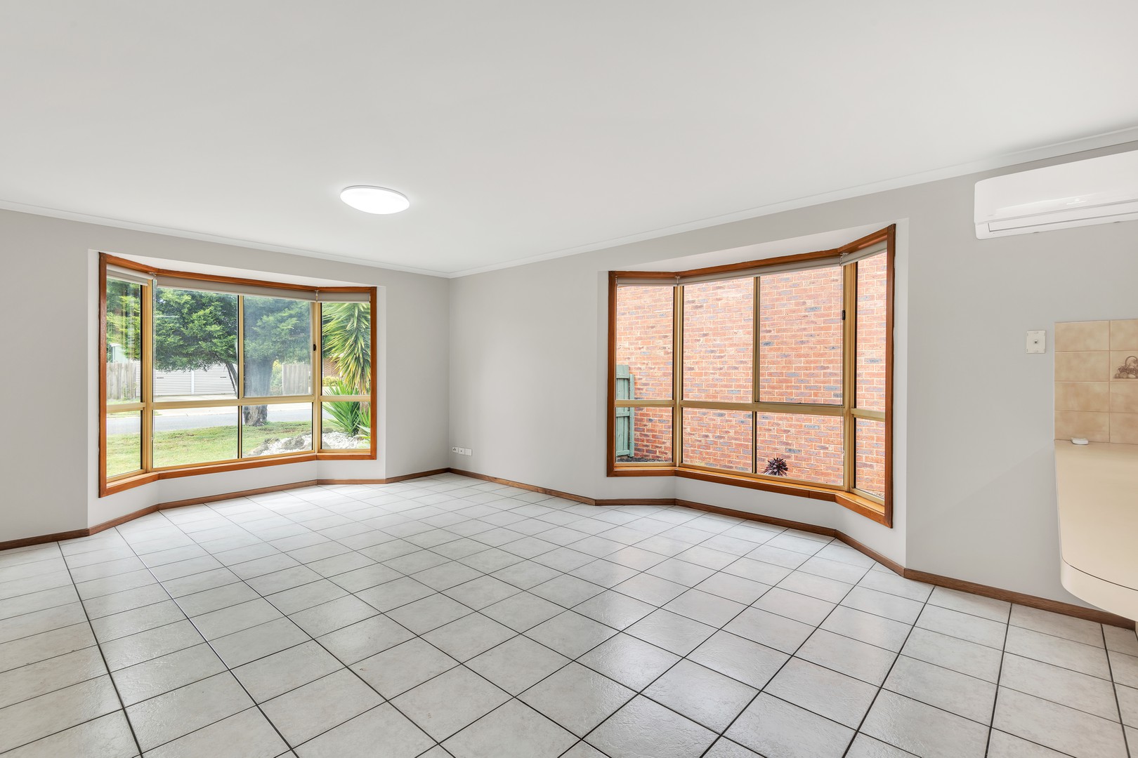 2/11 Coakley CrescentLovely Banks, VIC 3213, Ingle Farm - Thumbnail 5
