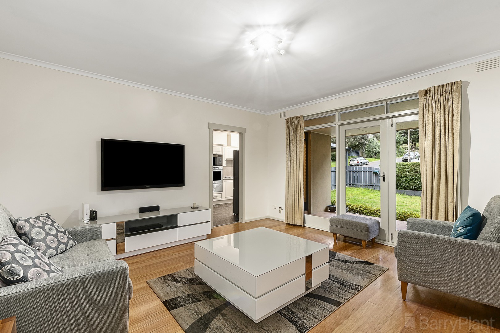 10 Sunset DriveHeathmont, VIC 3135, Heathmont - Thumbnail 3