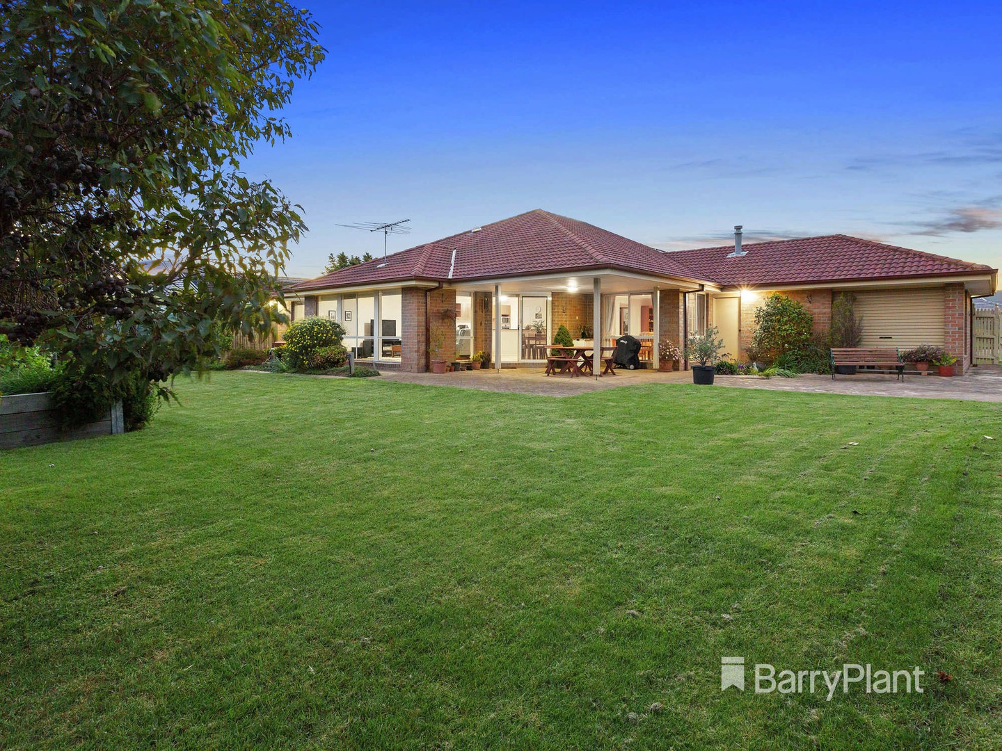 16 Moonrise PlaceMornington, VIC 3931, Mornington - Thumbnail 2