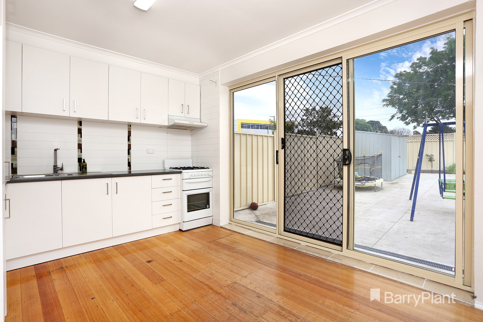 23 Bingara Street, Mount Lofty, QLD, 4350, Mount Lofty - Thumbnail 3