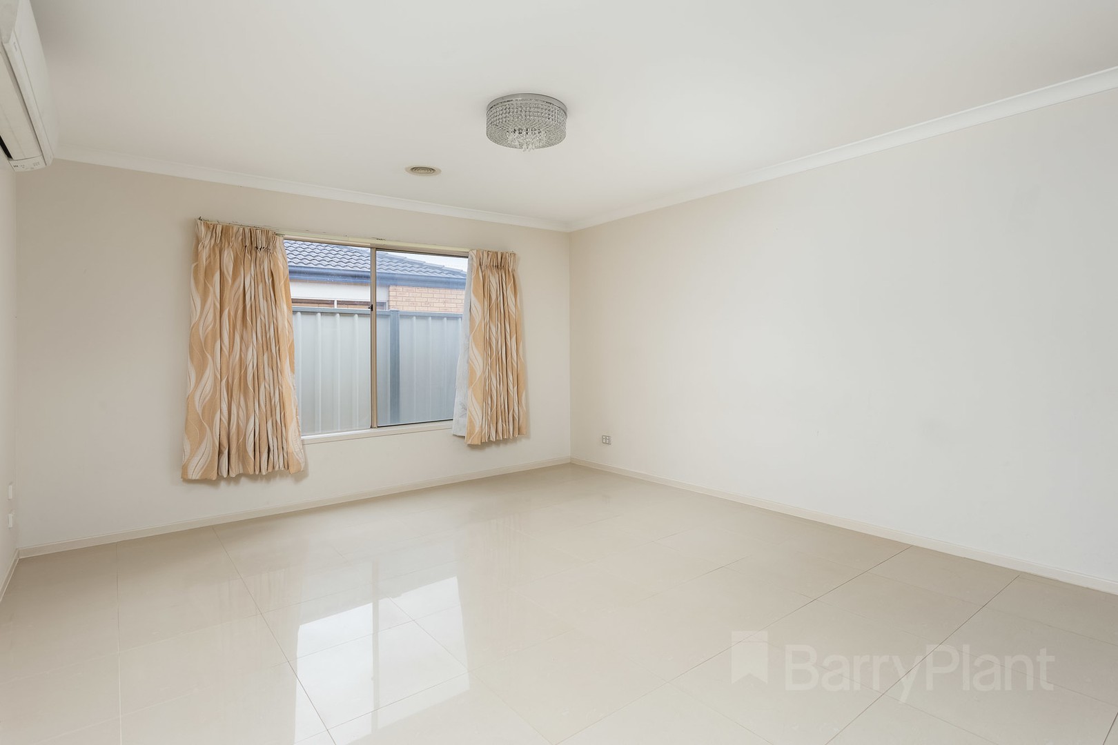 29 Howards Way, Point Cook, VIC 3030 - Thumbnail 2 - 20/10/2020