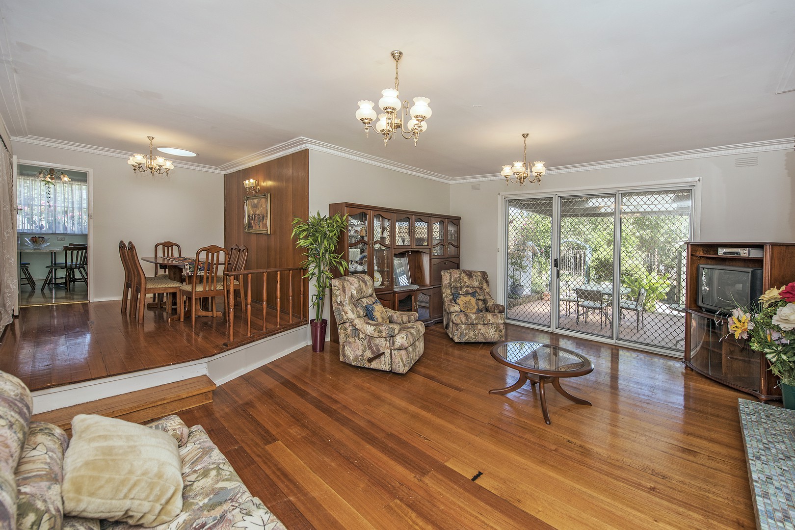 1 Burwood Court, Thomastown, VIC 3074 - Thumbnail 1 - 20/10/2020