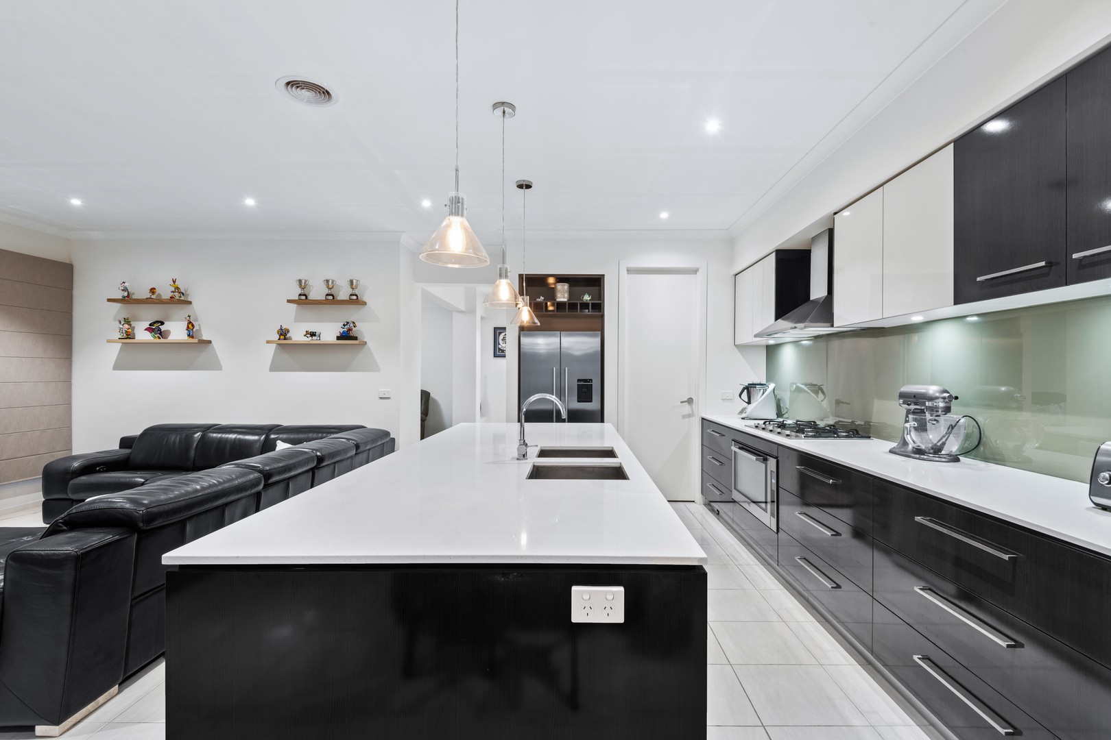 122 Rutledge BoulevardNorth Geelong, VIC 3215, North Geelong - Thumbnail 2