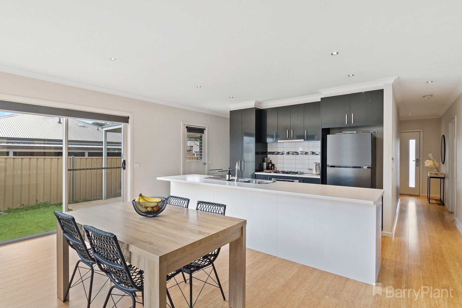 10/18A Emmett Street, Golden Square, VIC 3555 - Thumbnail 2 - 20/10/2020