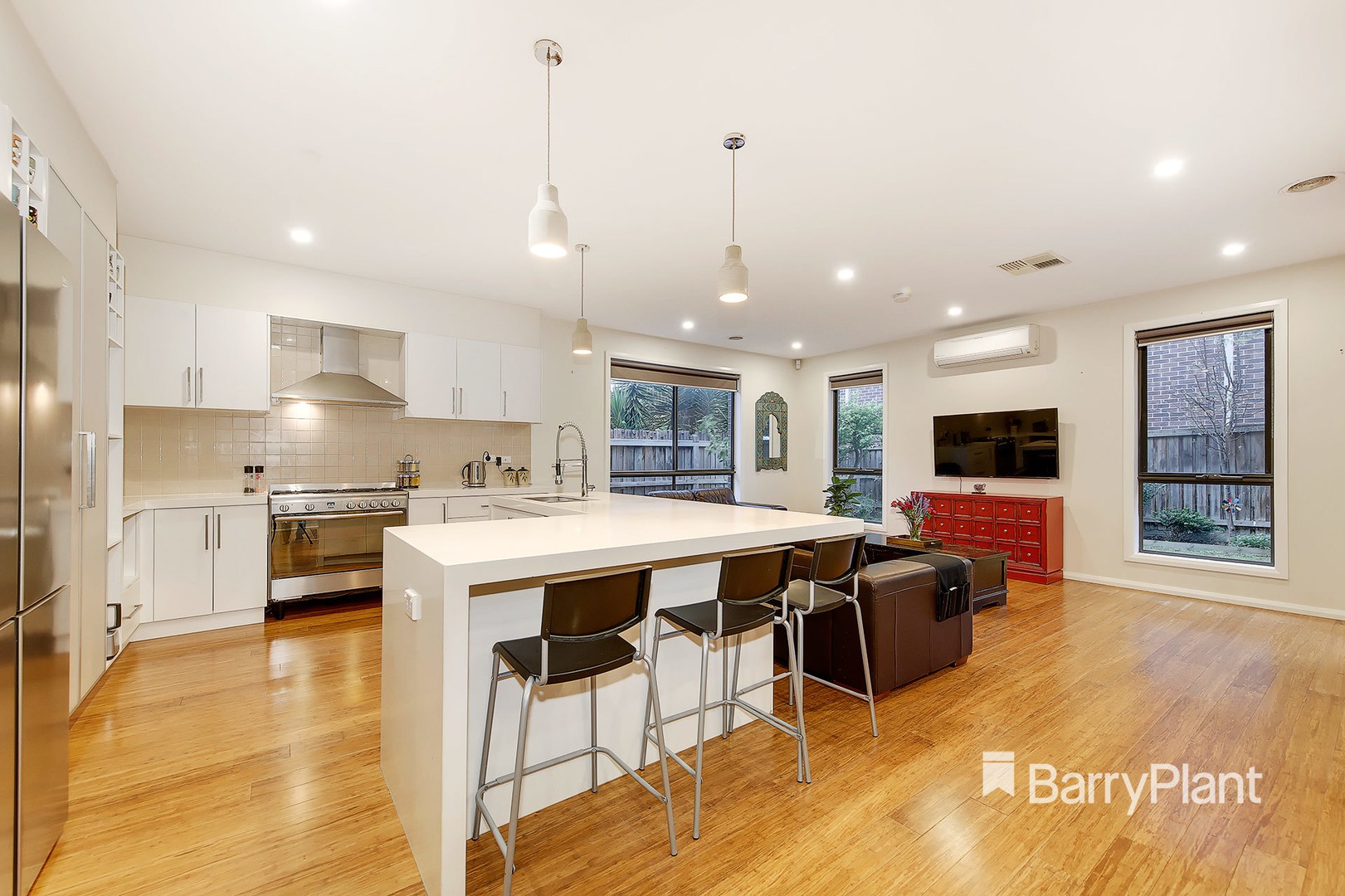 41 Cascade TerraceCraigieburn, VIC 3064, Craigieburn - Thumbnail 5