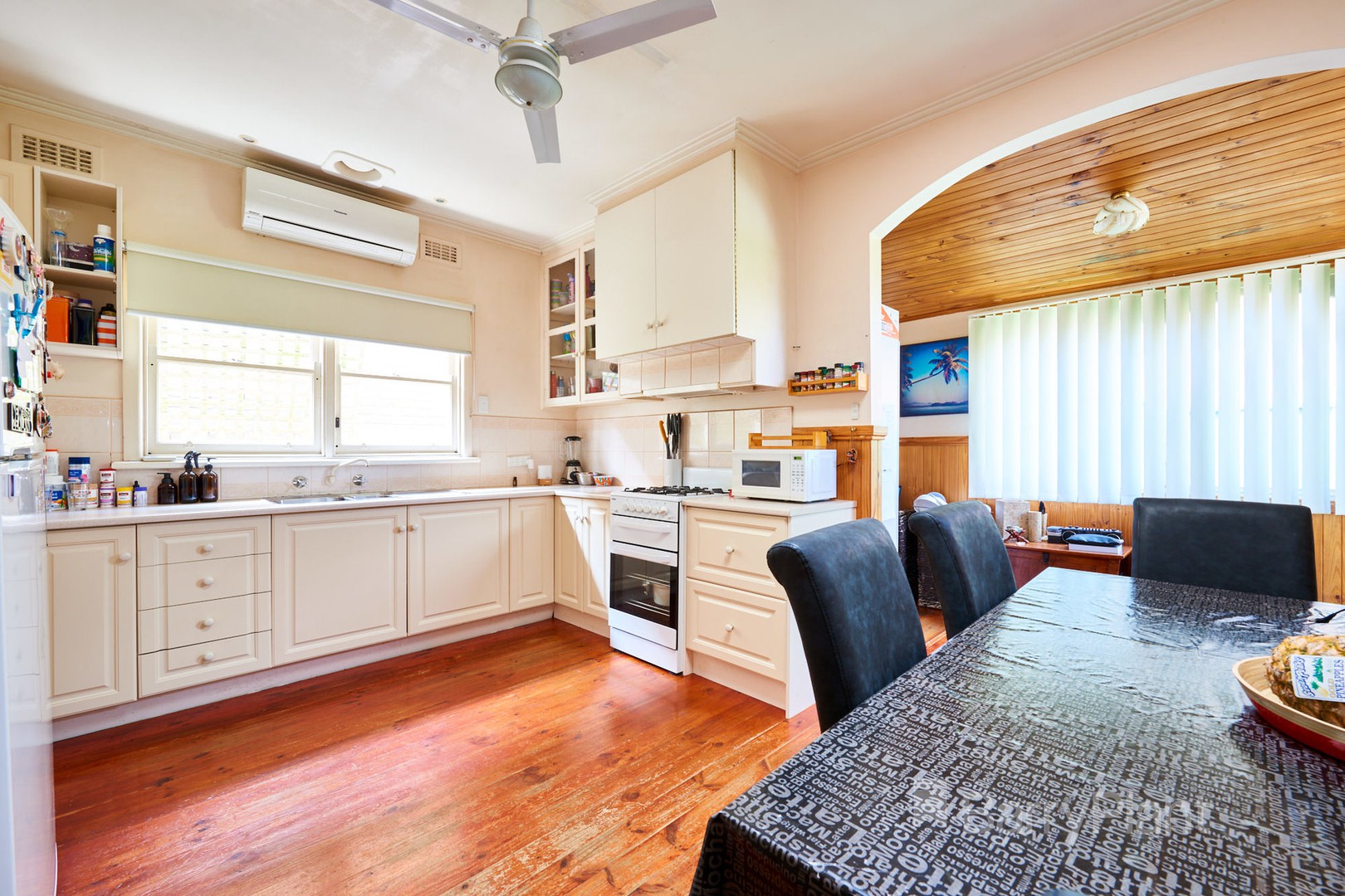 13 Bowmore RoadNoble Park, VIC 3174, Noble Park - Thumbnail 2