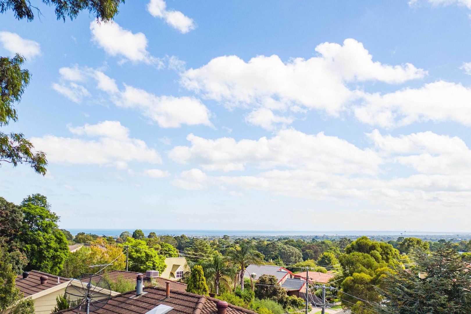 22 Bangor DriveFrankston, VIC 3199, Frankston - Thumbnail 2