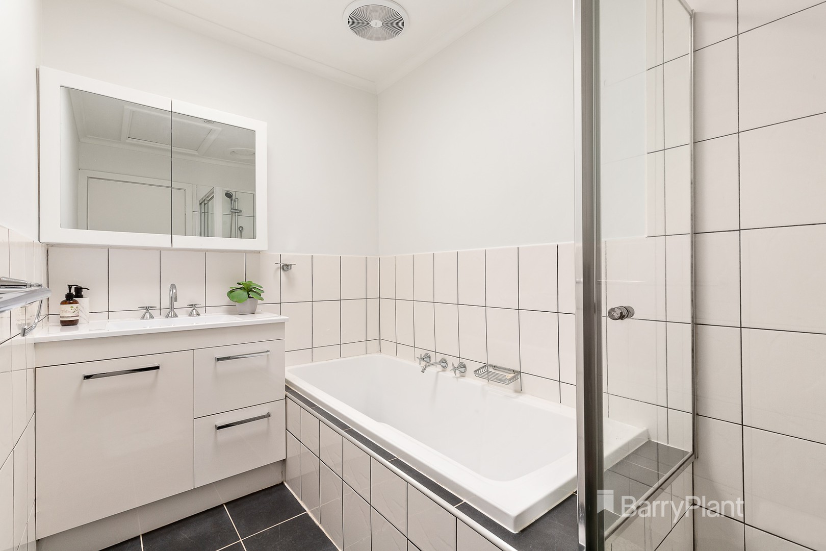 1/6 Elton RoadFerntree Gully, VIC 3156, Ferntree Gully - Thumbnail 8