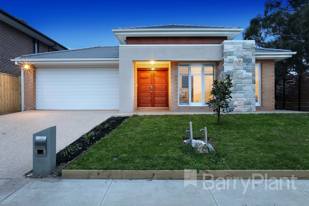 202 Clarendon DriveKeysborough, VIC 3173, Keysborough - Image 1