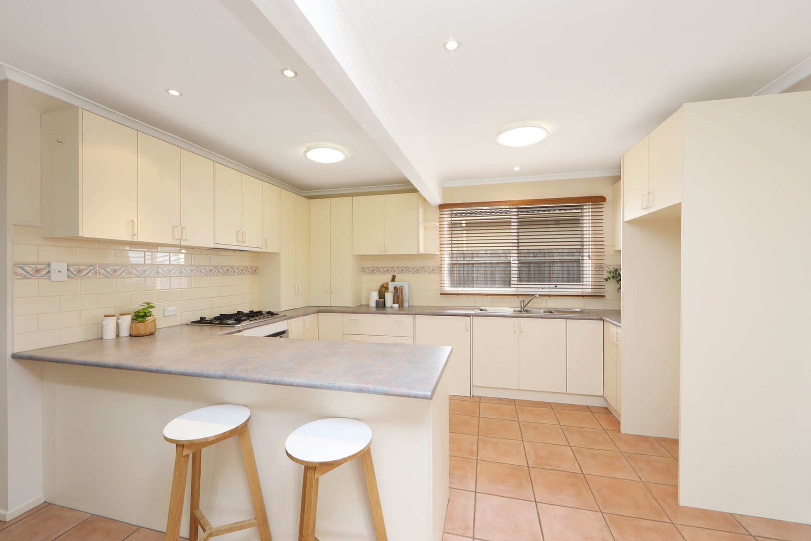 1/11 Fourth AvenueRowville, VIC 3178, Rowville - Thumbnail 4
