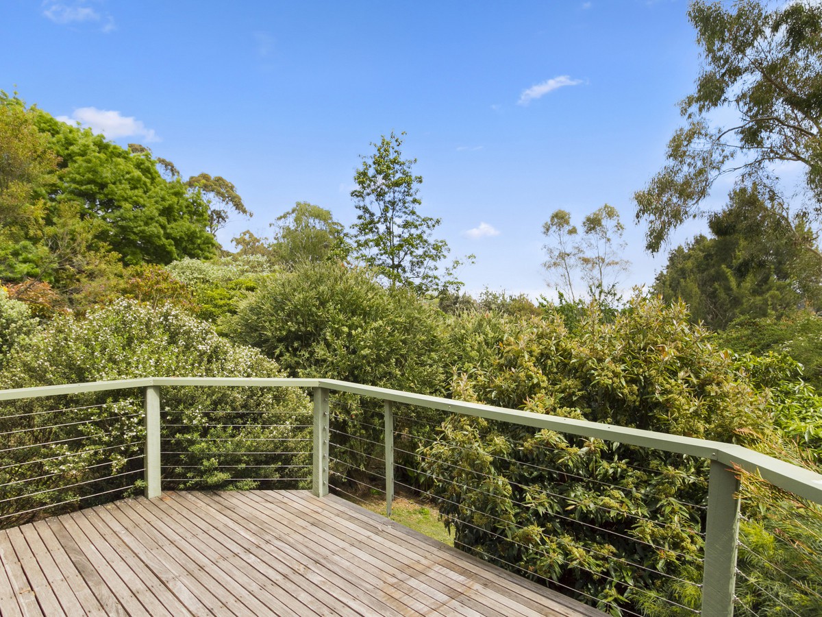 23 Edenmont Road, Emerald, VIC 3782 - Thumbnail 2 - 22/10/2020