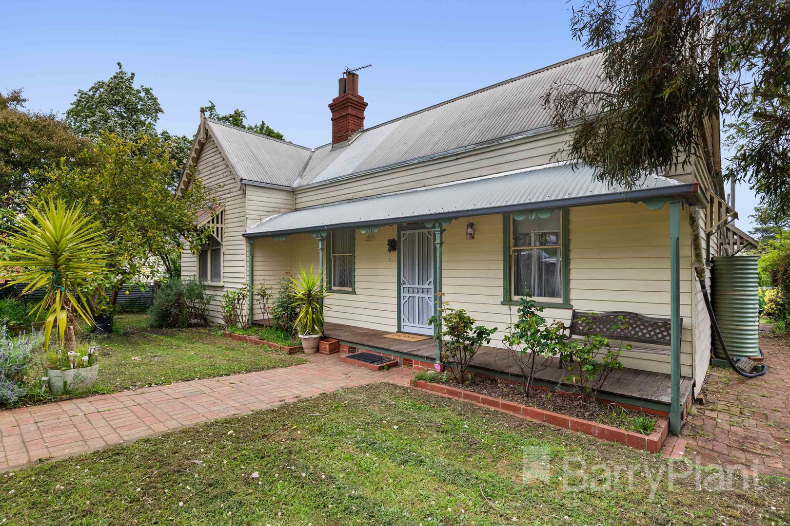 347-349 High Street, Learmonth, VIC 3352 - Thumbnail 2 - 22/10/2020