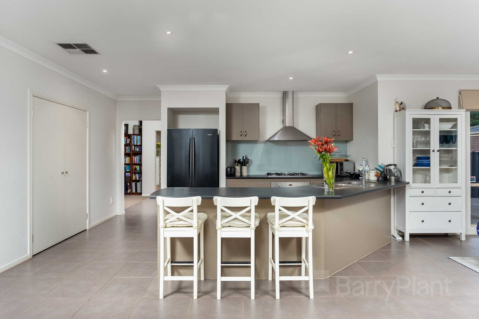 31 Whitlam GreenPoint Cook, VIC 3030, Point Cook - Thumbnail 4