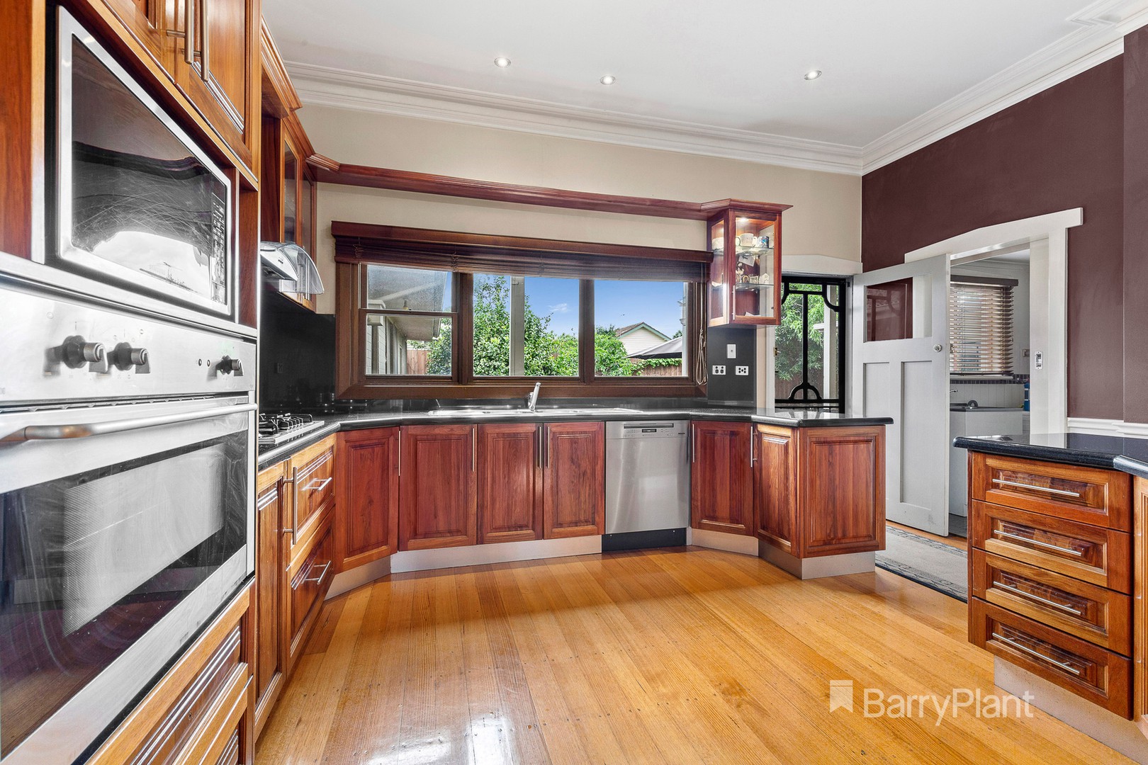 17 Huntington GroveCoburg, VIC 3058, Coburg - Thumbnail 3