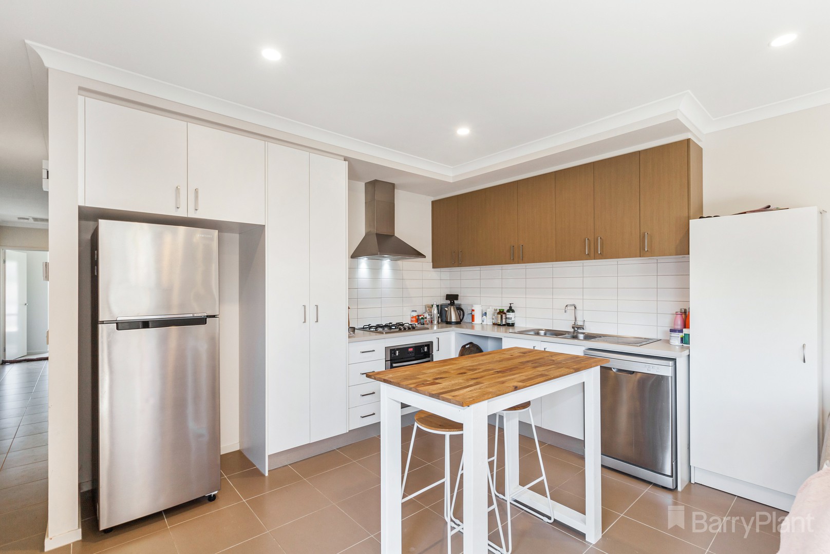 11 Medallion Ave, Beveridge, VIC 3753 - Thumbnail 2 - 26/10/2020