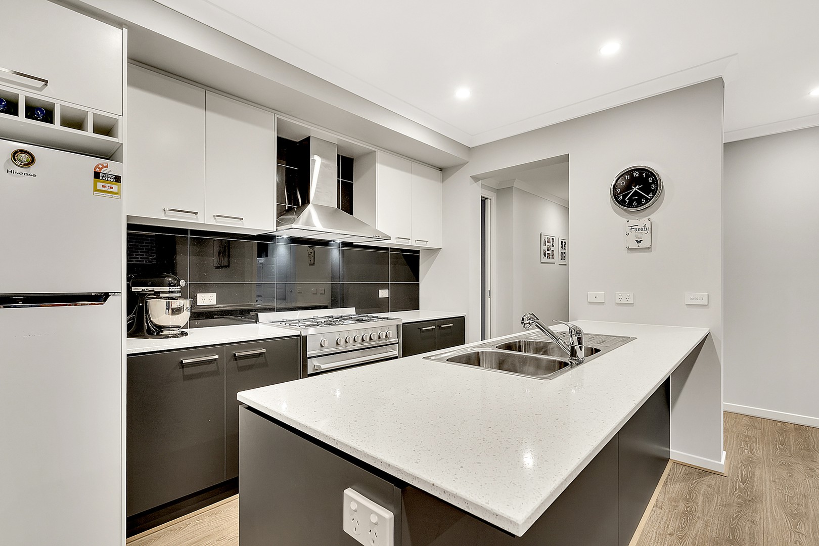 9 Orange Road, Kalkallo, VIC 3064 - Thumbnail 2 - 26/10/2020