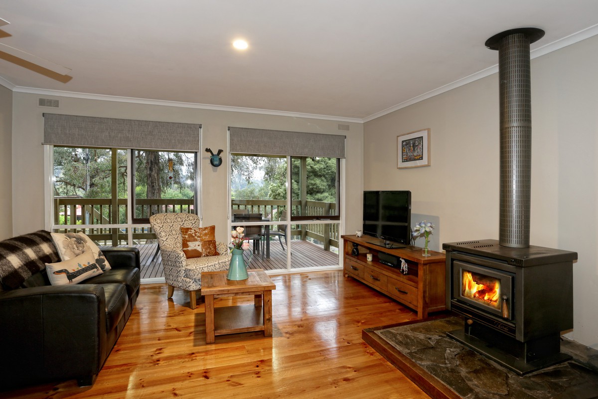 6A Bayswater Terrace, Hyde Park, QLD, 4812, Hyde Park - Thumbnail 2