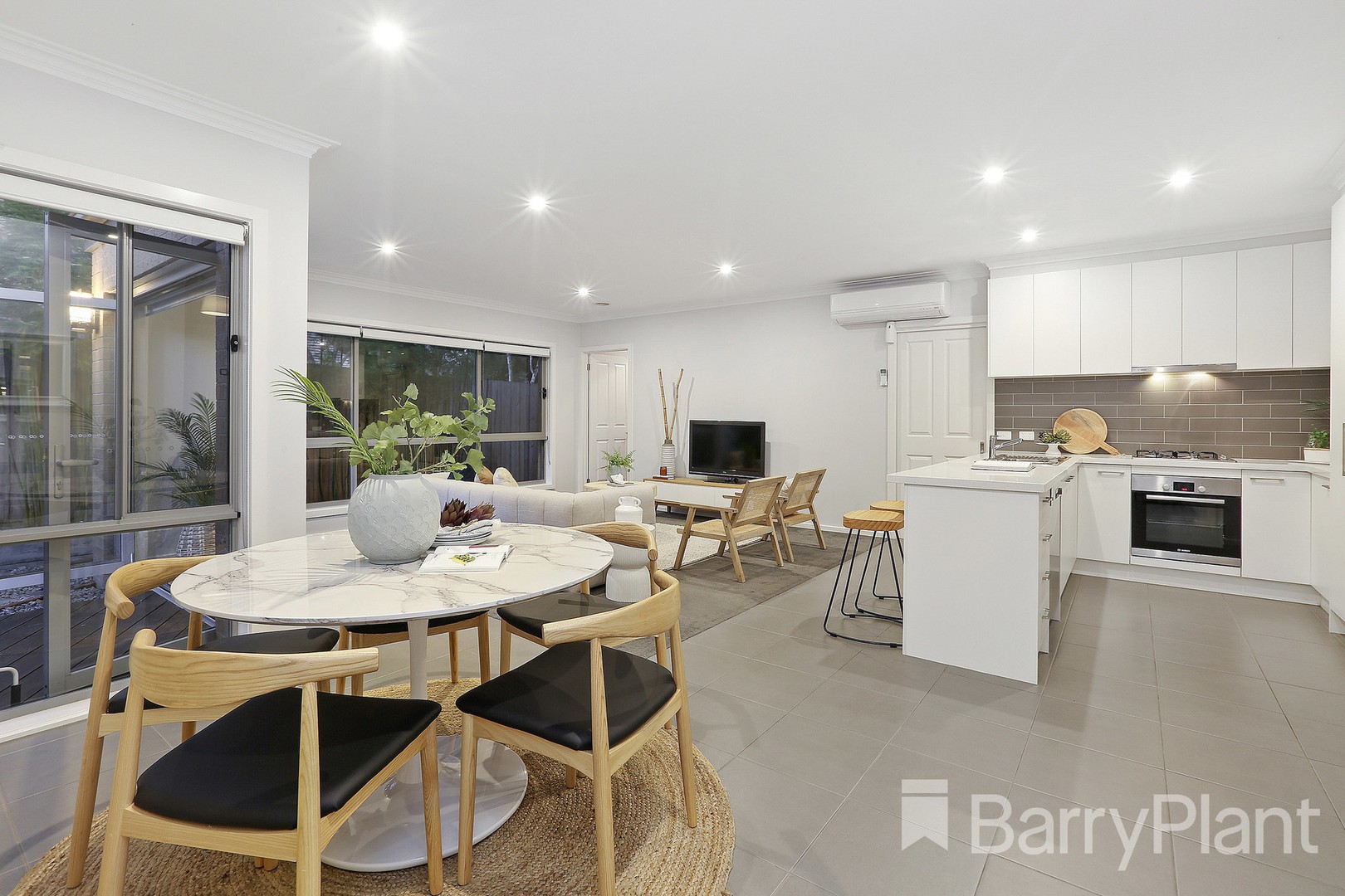 2/18 Summit AvenueBelmont, VIC 3216, Belmont - Thumbnail 3