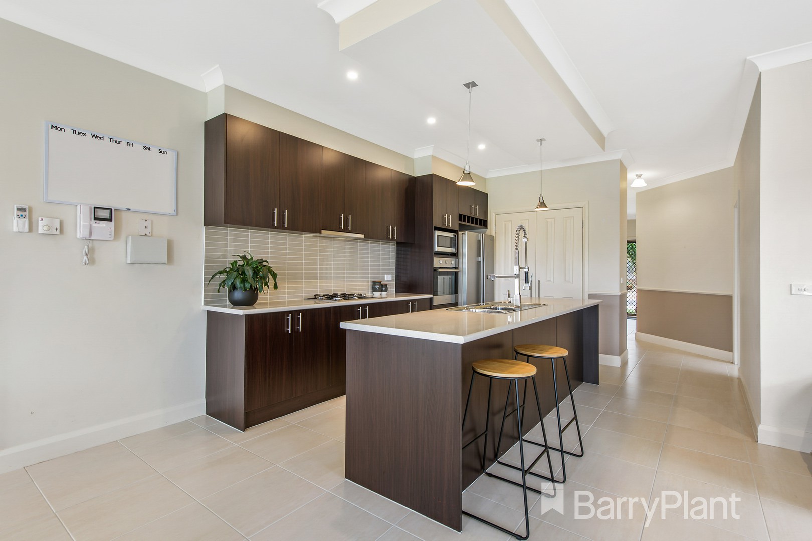 2/10 Turner Close, Springvale, VIC, 3171, Springvale - Thumbnail 2