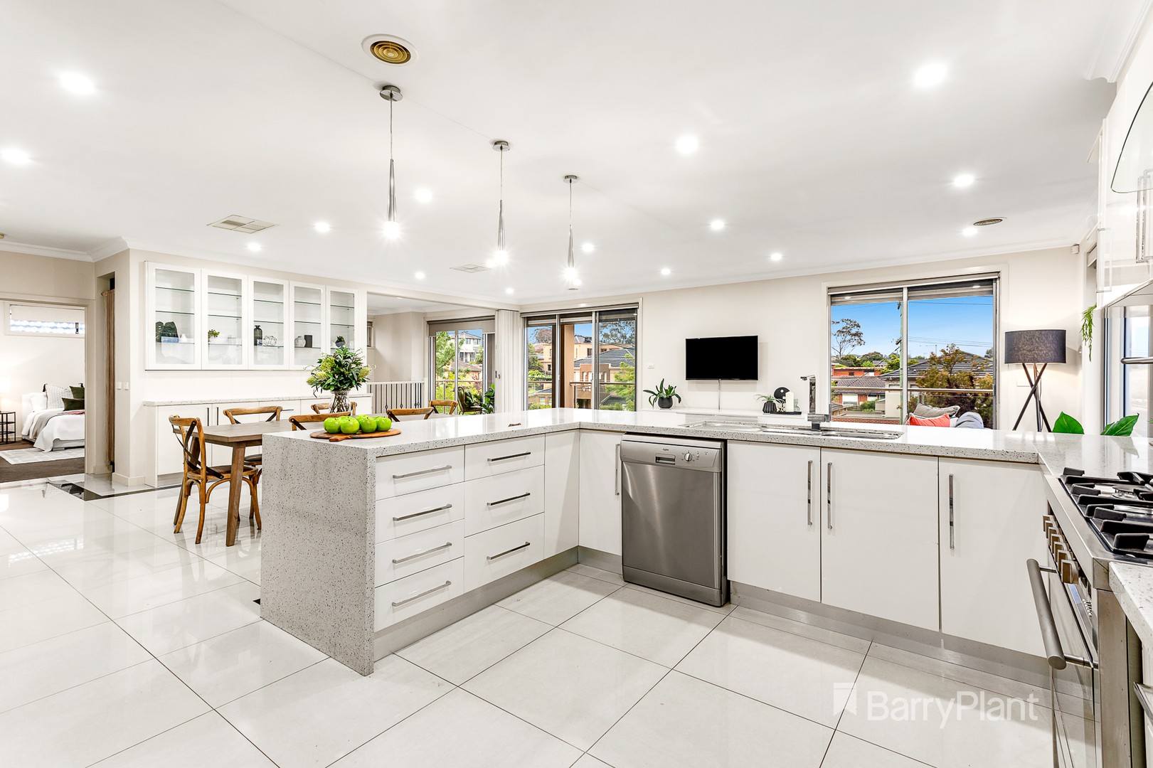 11 Pinnacle Crescent, Bulleen, VIC 3105, Bulleen - Thumbnail 6