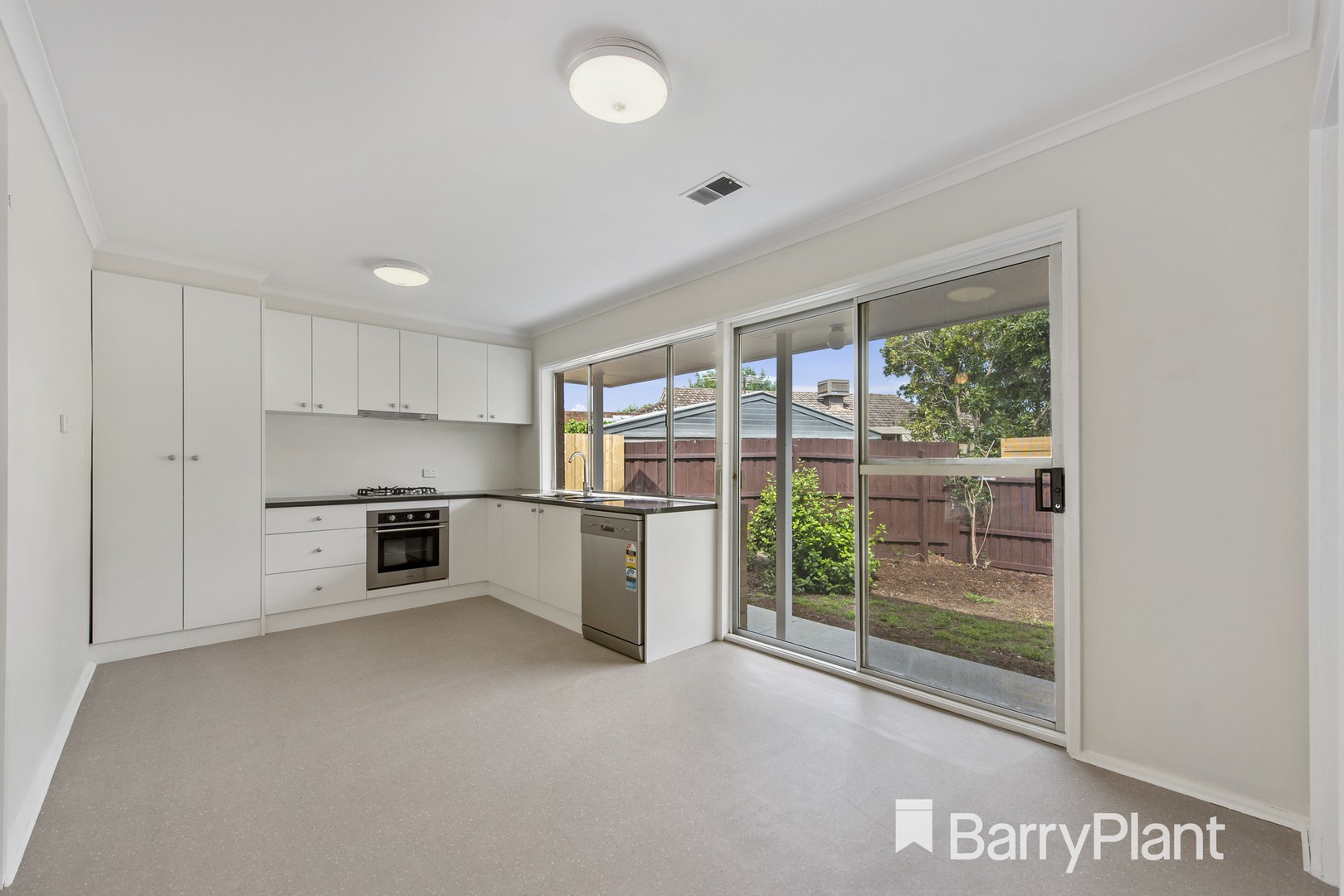 43 Rathdowne CircuitMelton West, VIC 3337, Melton West - Thumbnail 3