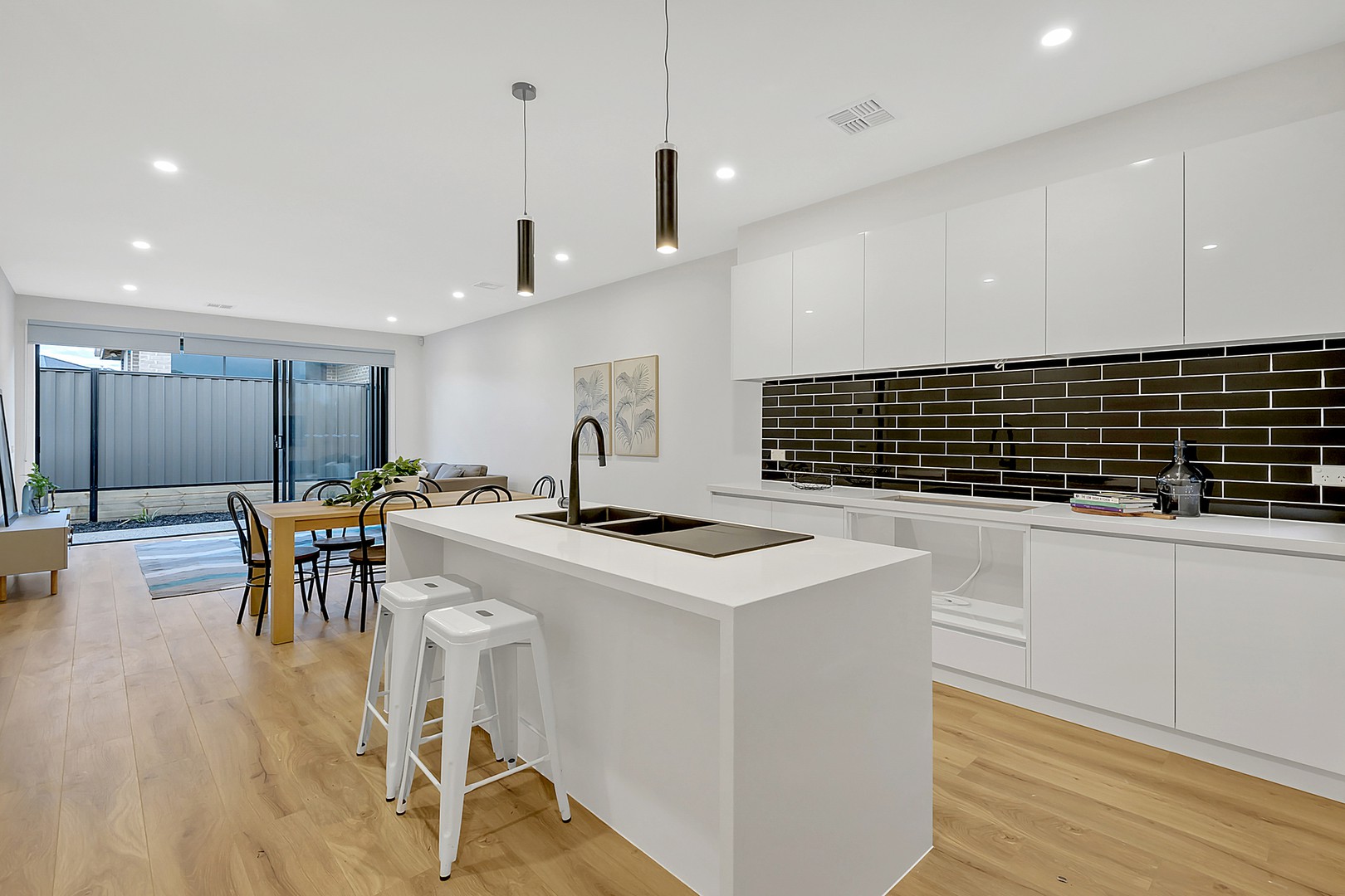3 Trift StreetCraigieburn, VIC 3064, Craigieburn - Thumbnail 2
