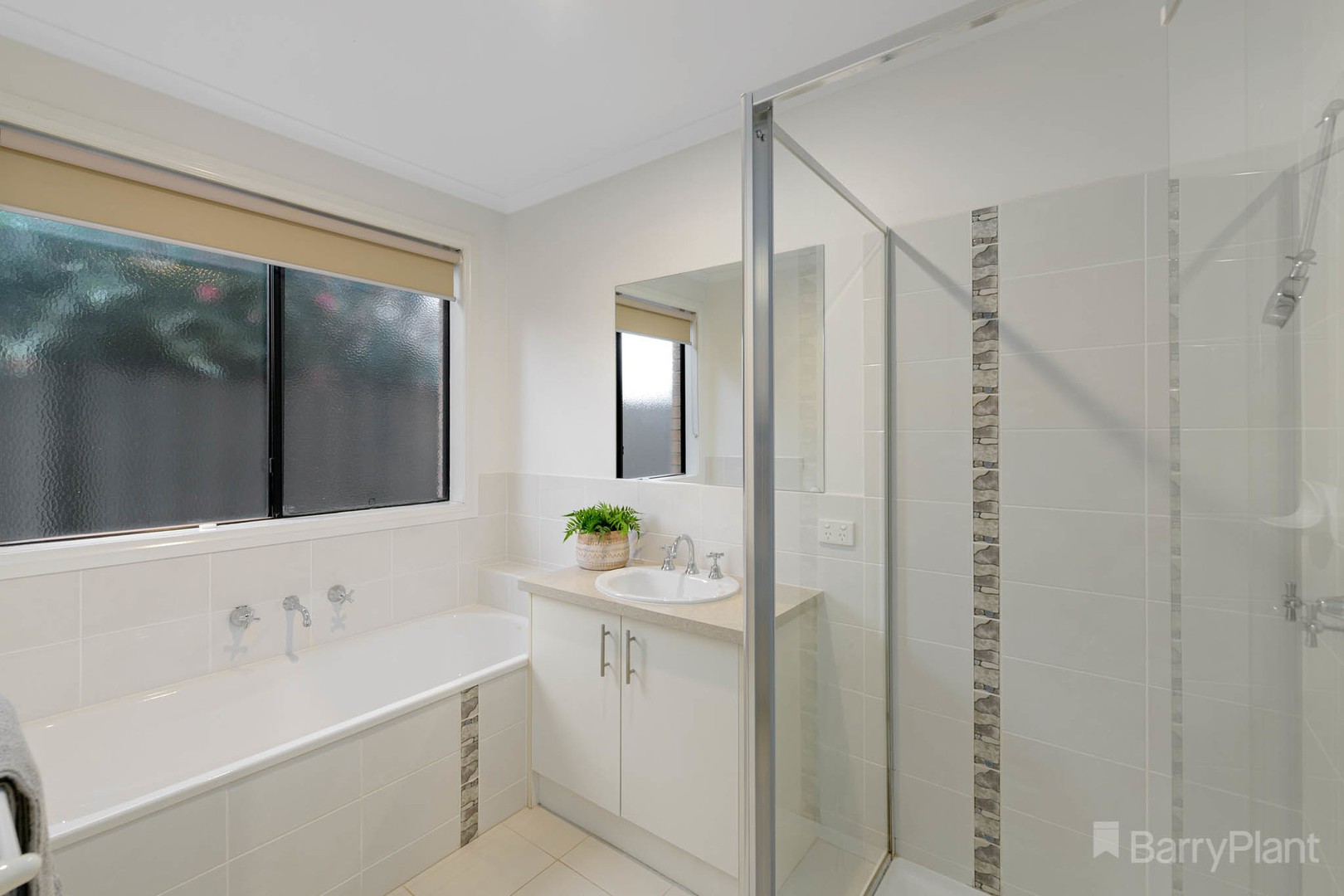 71 Leigh DrivePakenham, VIC 3810, Pakenham - Thumbnail 8