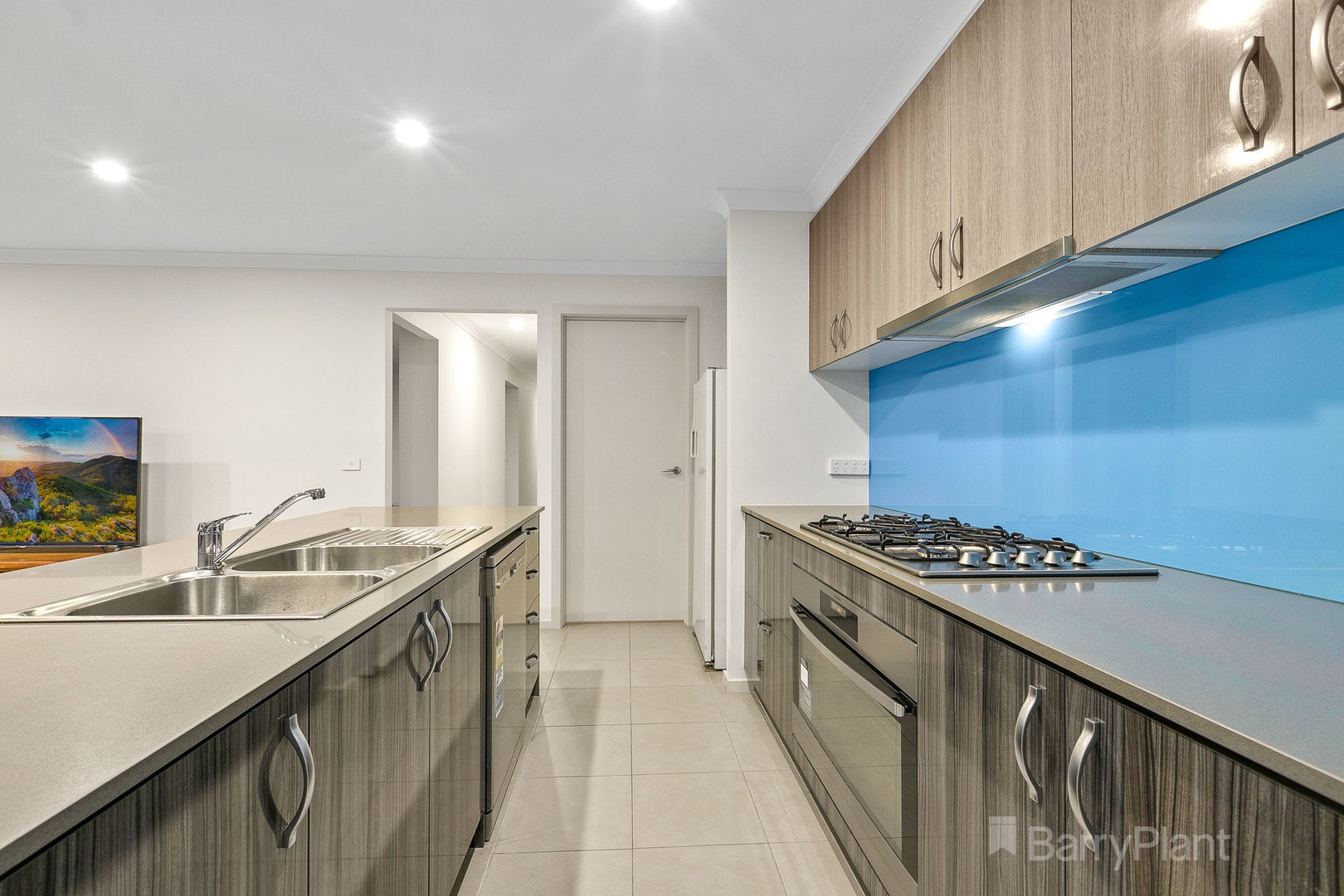 76 Greendale BoulevardPakenham, VIC 3810, Pakenham - Thumbnail 3