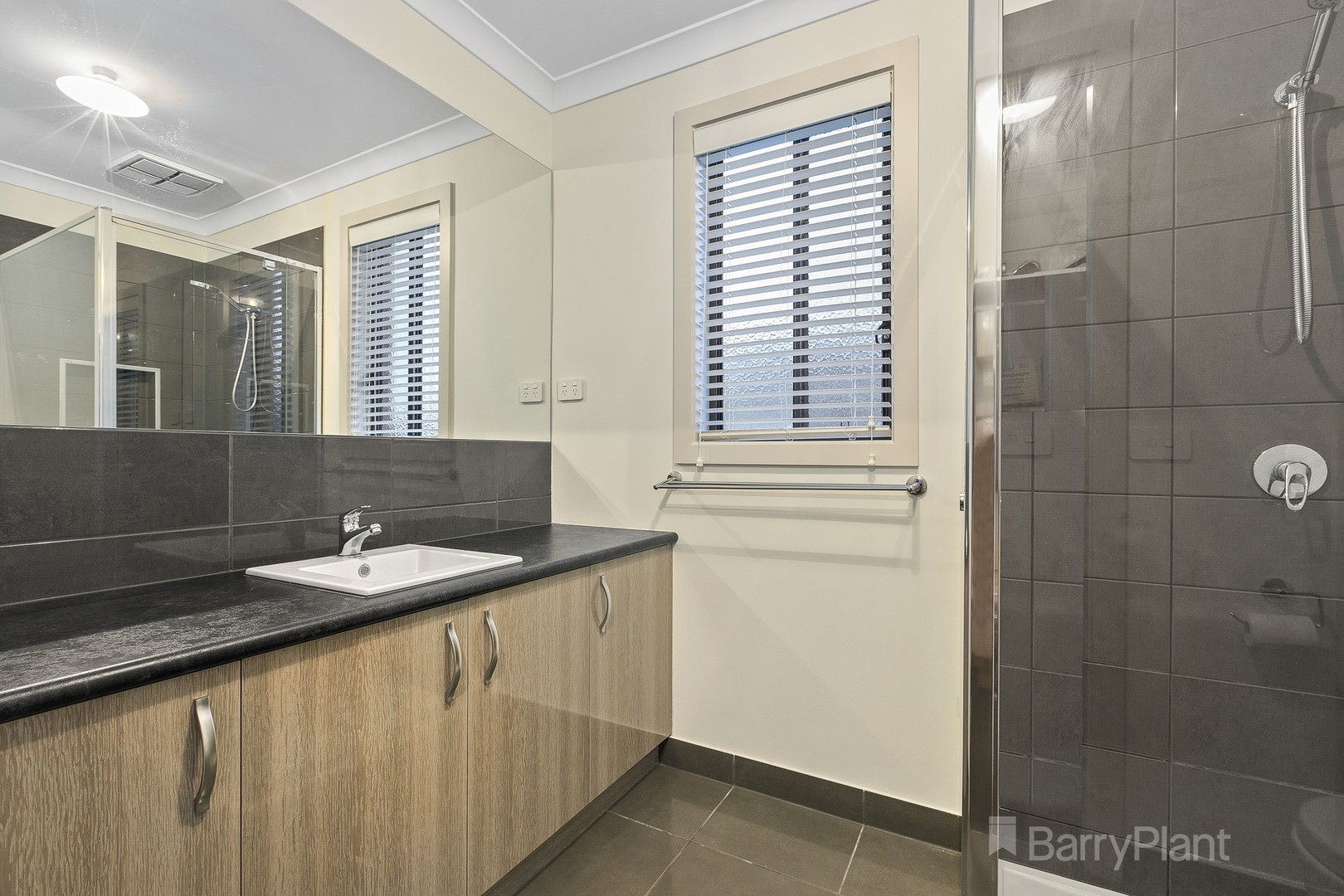 76 Greendale BoulevardPakenham, VIC 3810, Pakenham - Thumbnail 8