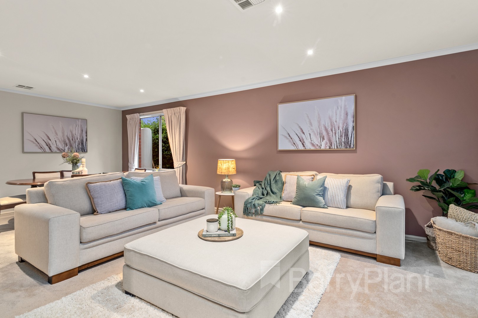 14 Sarah Court, Wantirna South, VIC 3152 - Thumbnail 2 - 28/10/2020