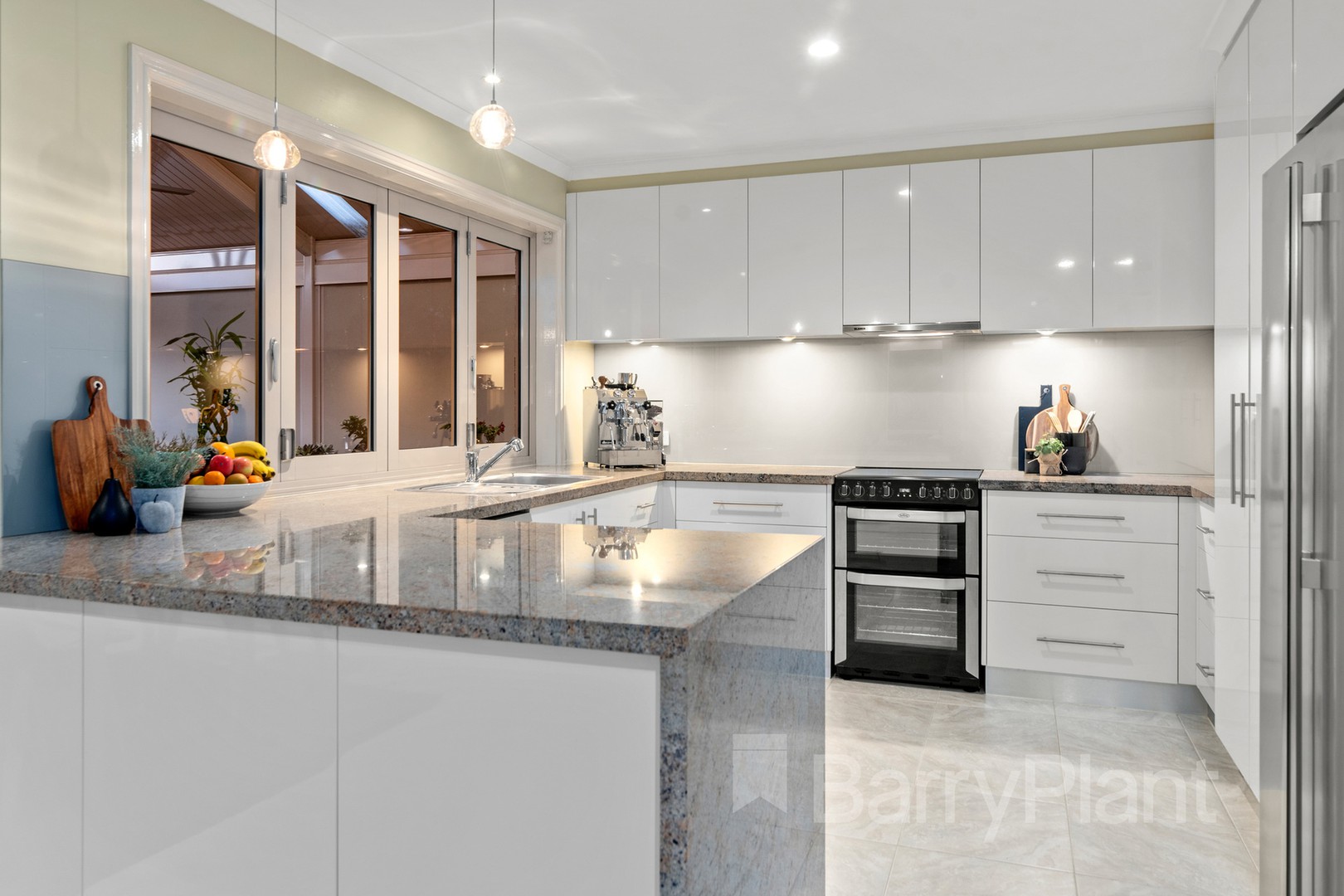 14 Sarah CourtWantirna South, VIC 3152, Wantirna South - Thumbnail 7